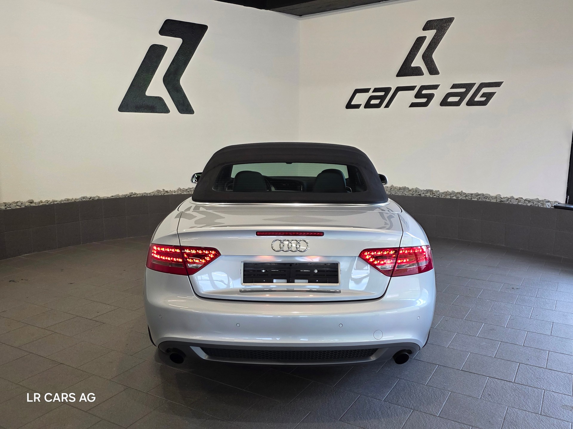 AUDI A5 Cabriolet 2.0 TFSI-image-5