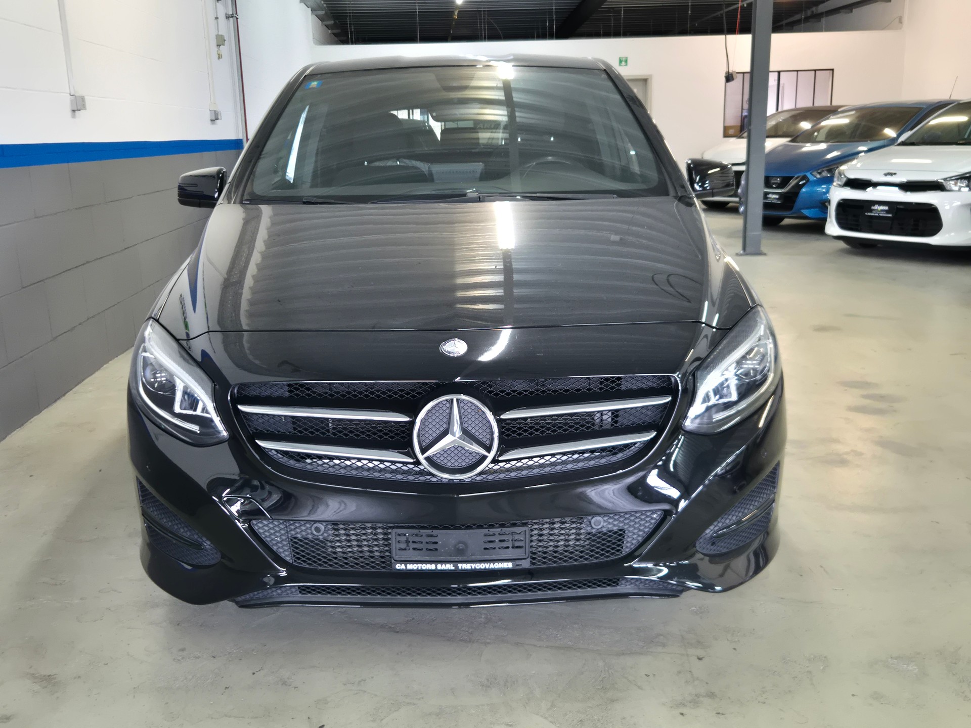 MERCEDES-BENZ B 200 Style-image-1