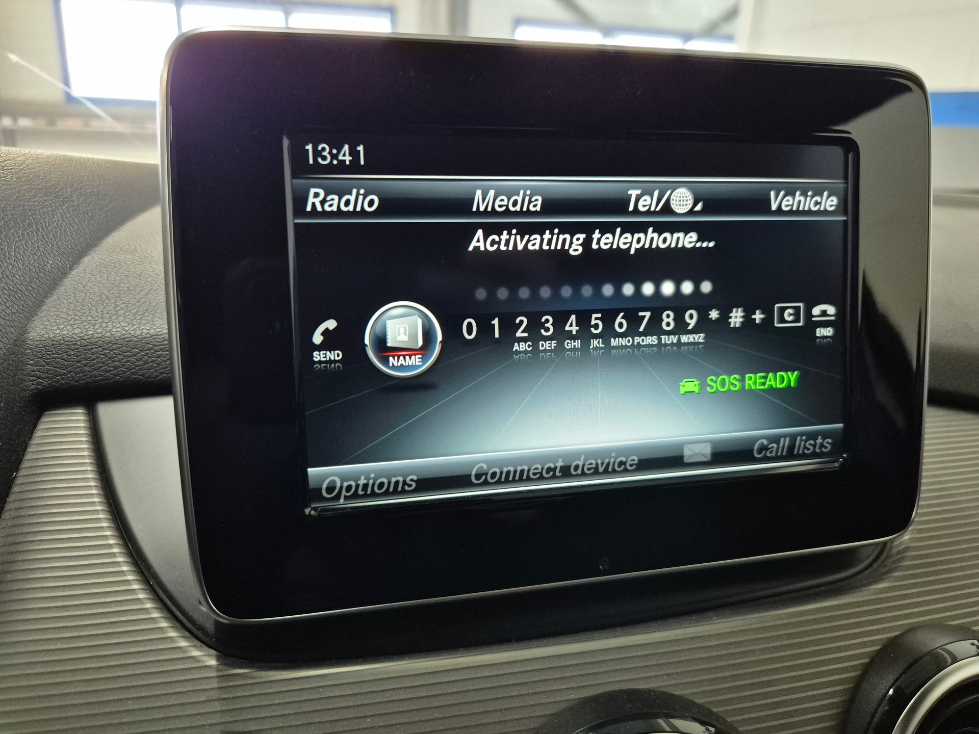 MERCEDES-BENZ B 200 Style-image-8