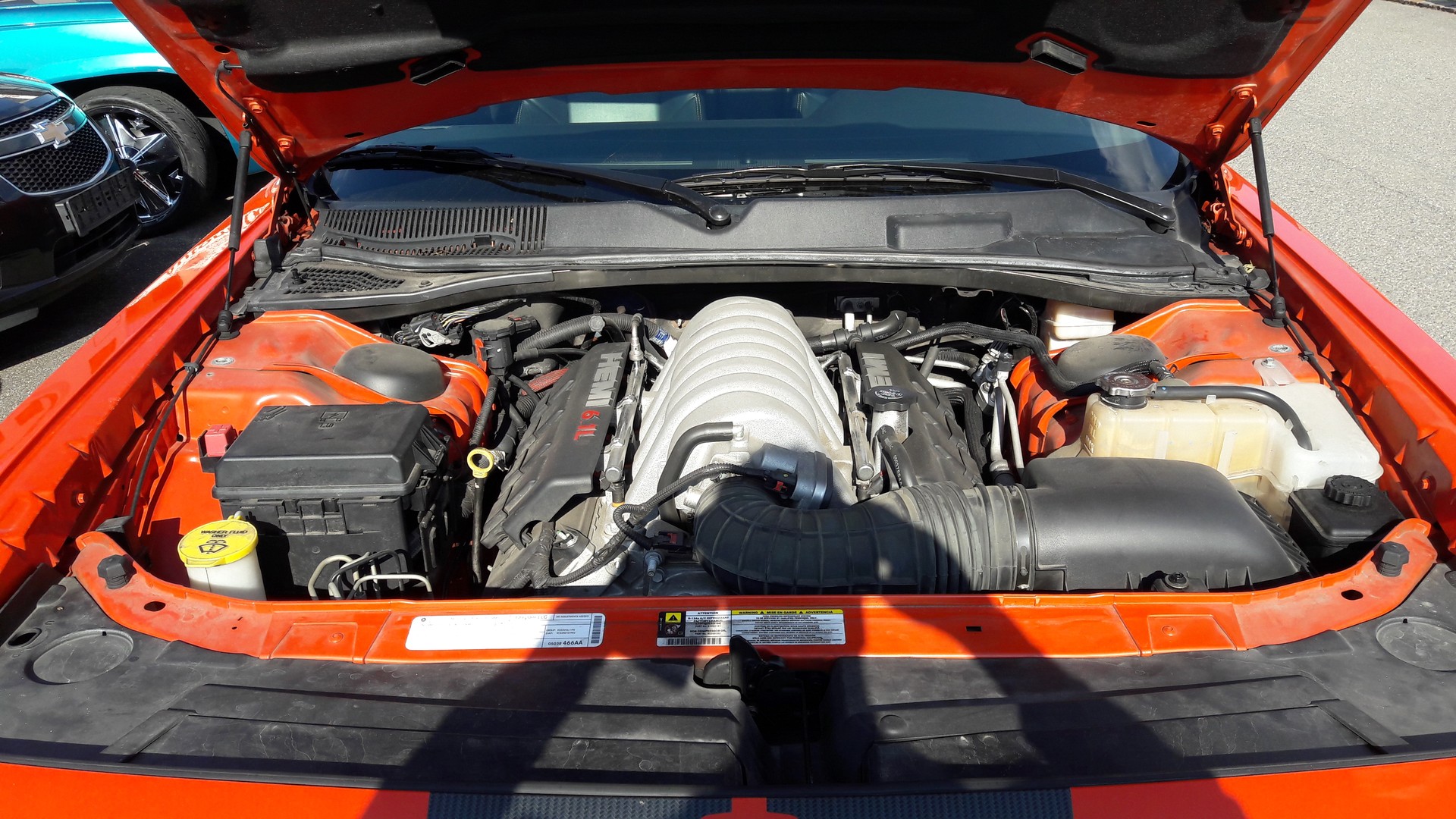 DODGE SRT 8-image-2