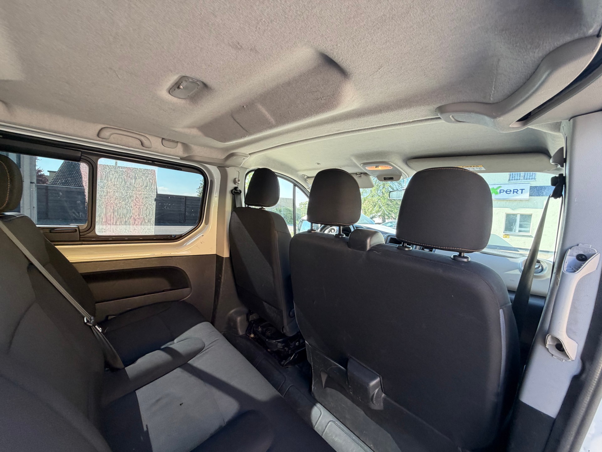 RENAULT Trafic ENERGY dCi 95 Passenger Authentique-image-10