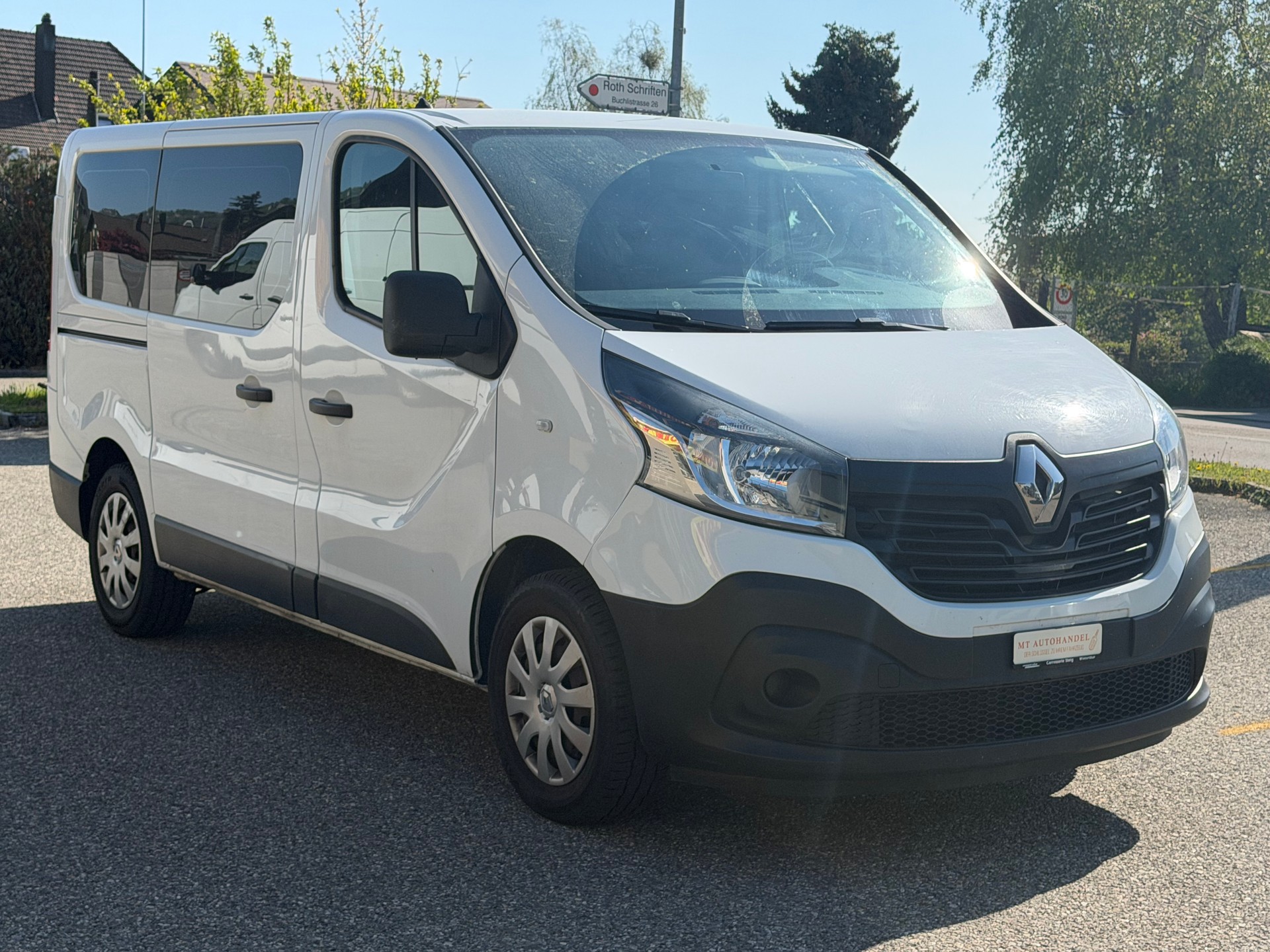 RENAULT Trafic ENERGY dCi 95 Passenger Authentique-image-2