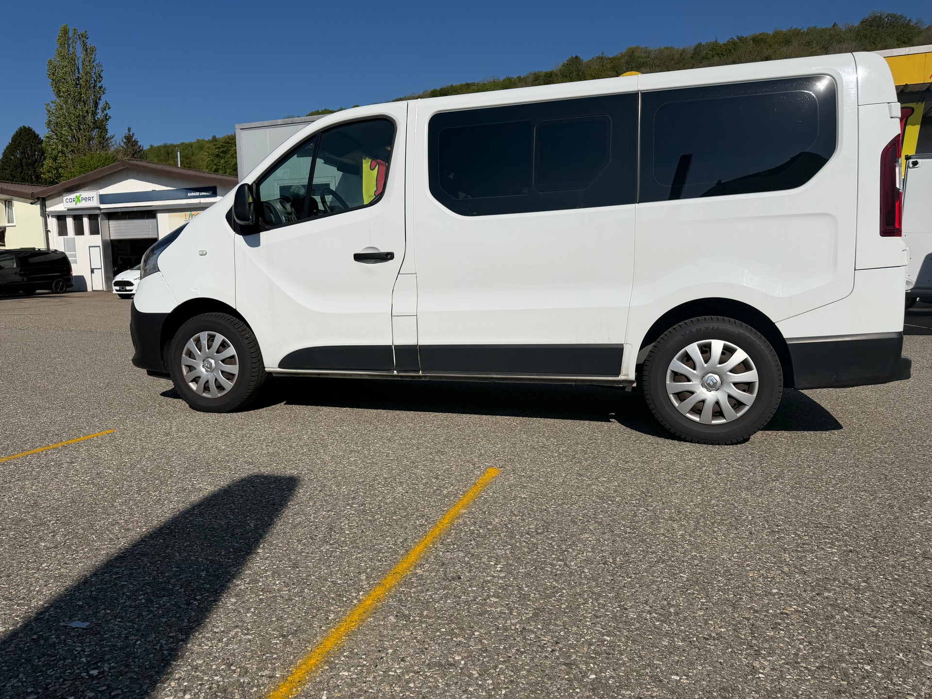 RENAULT Trafic ENERGY dCi 95 Passenger Authentique-image-5