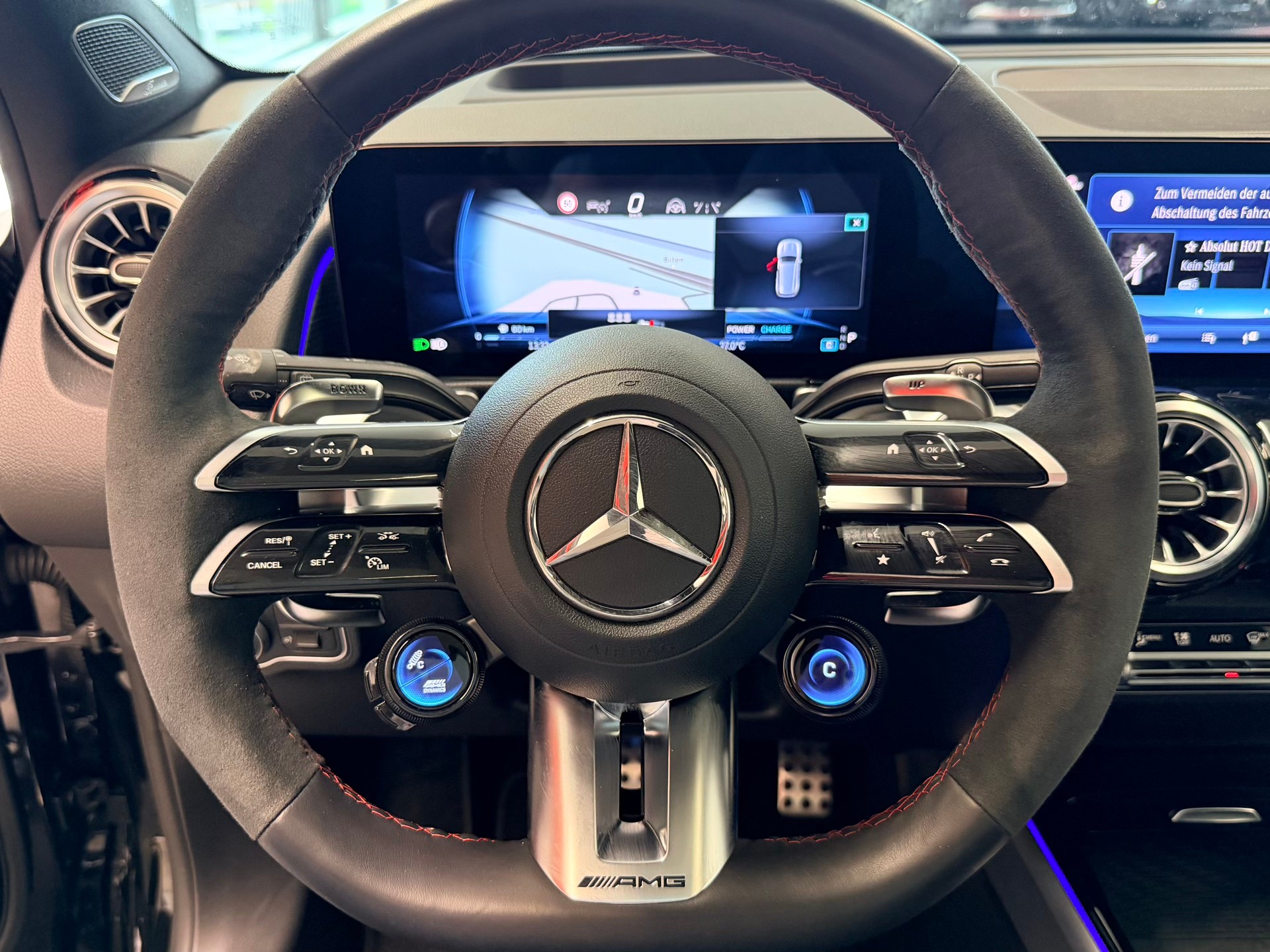 MERCEDES-BENZ GLB AMG 35 4Matic 8G-Tronic-image-24