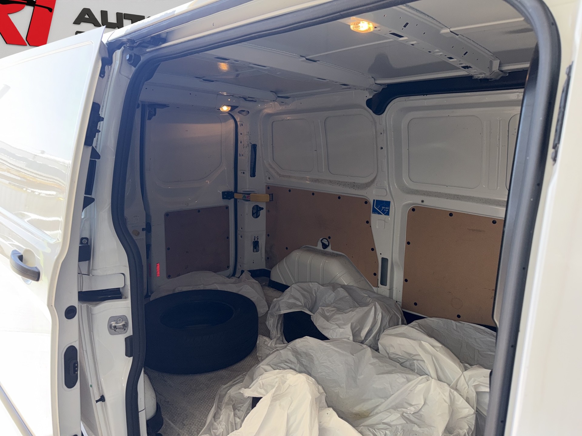 FORD Transit Custom Van 280 L1H1 Ambiente-image-14