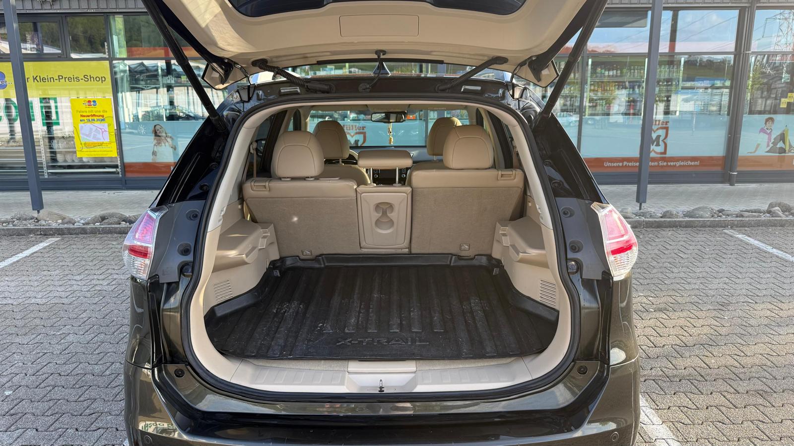 NISSAN X-Trail 2.0 dCi Swiss Ed. Xtronic CVT ALL-MODE 4x4-image-10