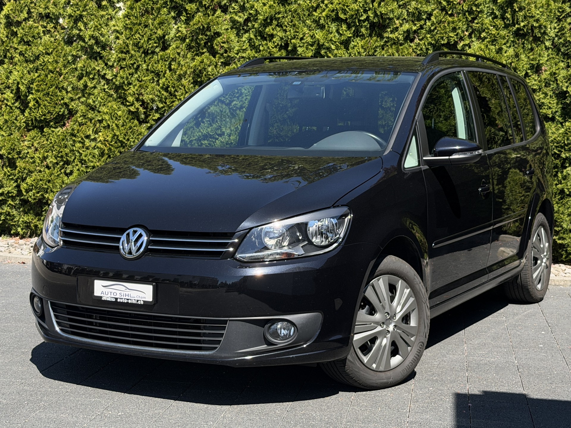 VW Touran 1.4 TSI Comfortline / 7 Plätzer / Frisch ab MFK-showroom-element-1