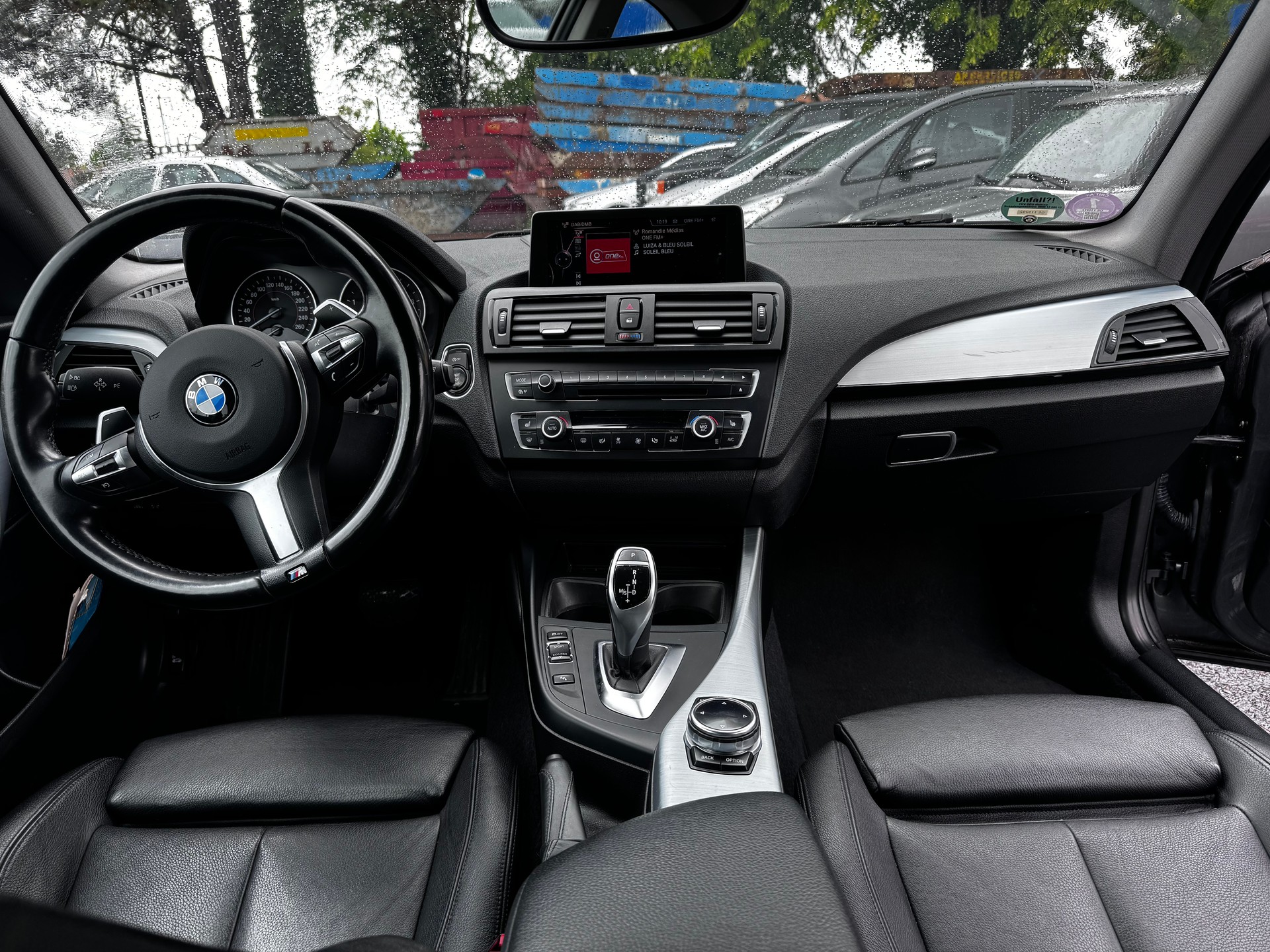 BMW 220i Modern Line-image-5