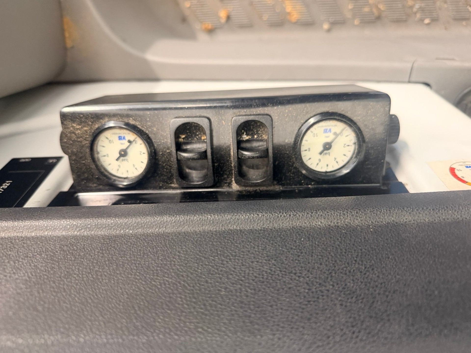 VW Crafter 35L 2.0 TDI CR-image-15