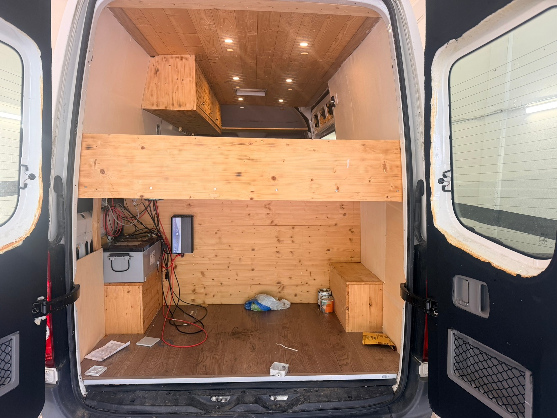 VW Crafter 35L 2.0 TDI CR-image-6