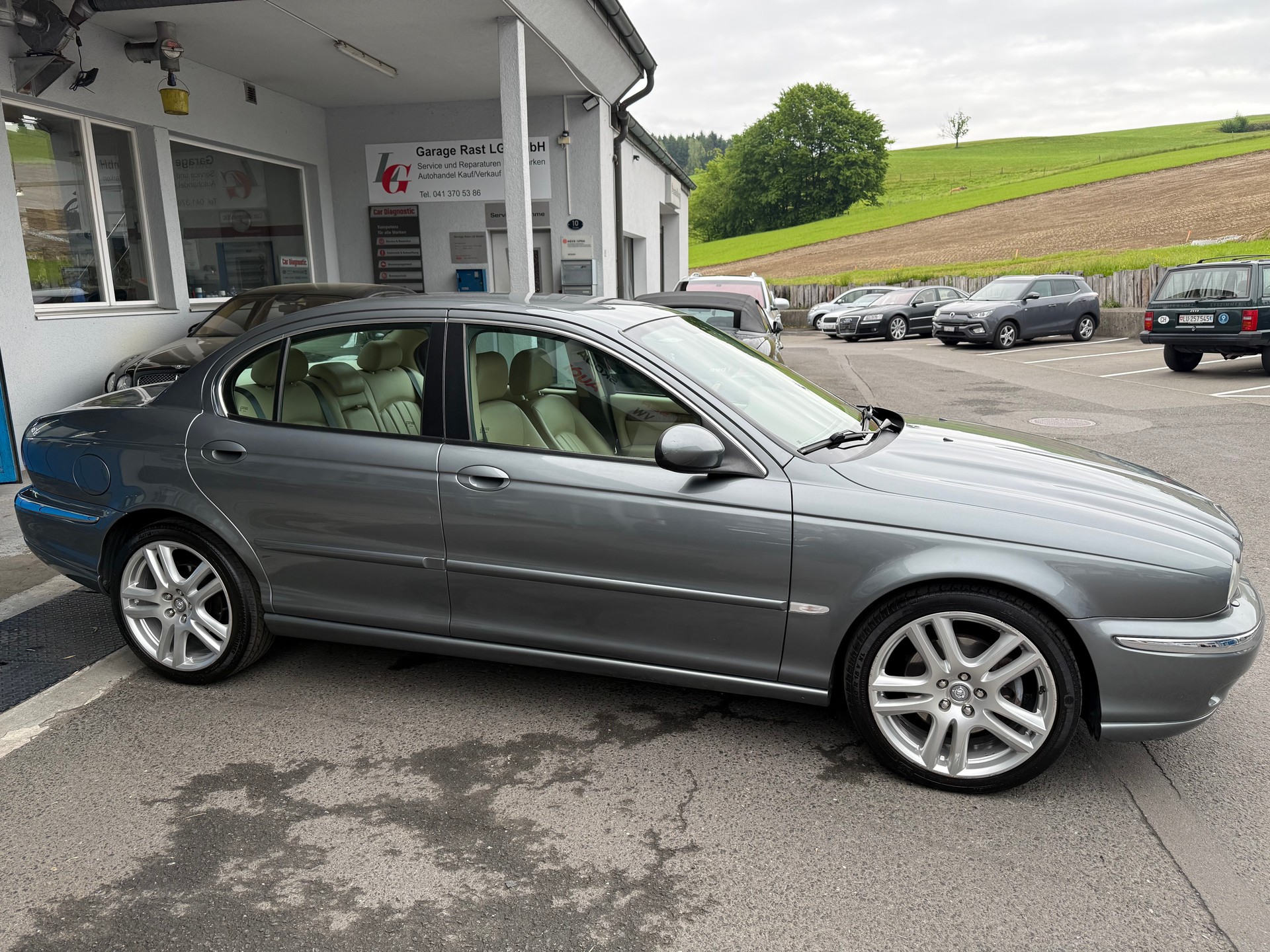 JAGUAR X-Type 3.0 V6 Traction4 Executive-showroom-element-2