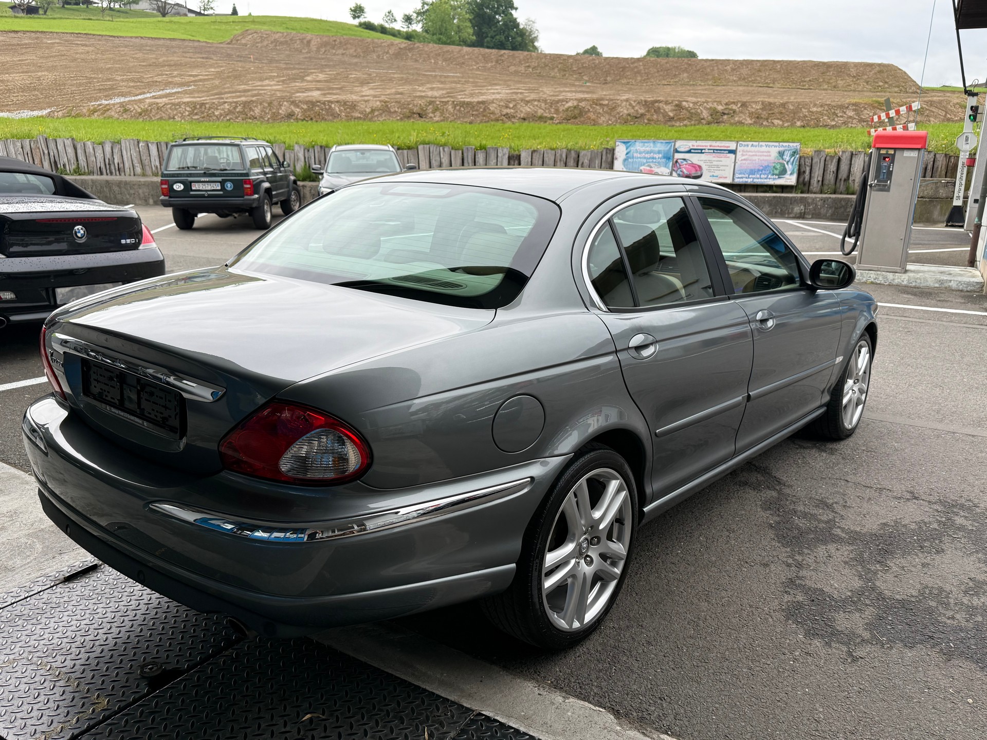 JAGUAR X-Type 3.0 V6 Traction4 Executive-image-8
