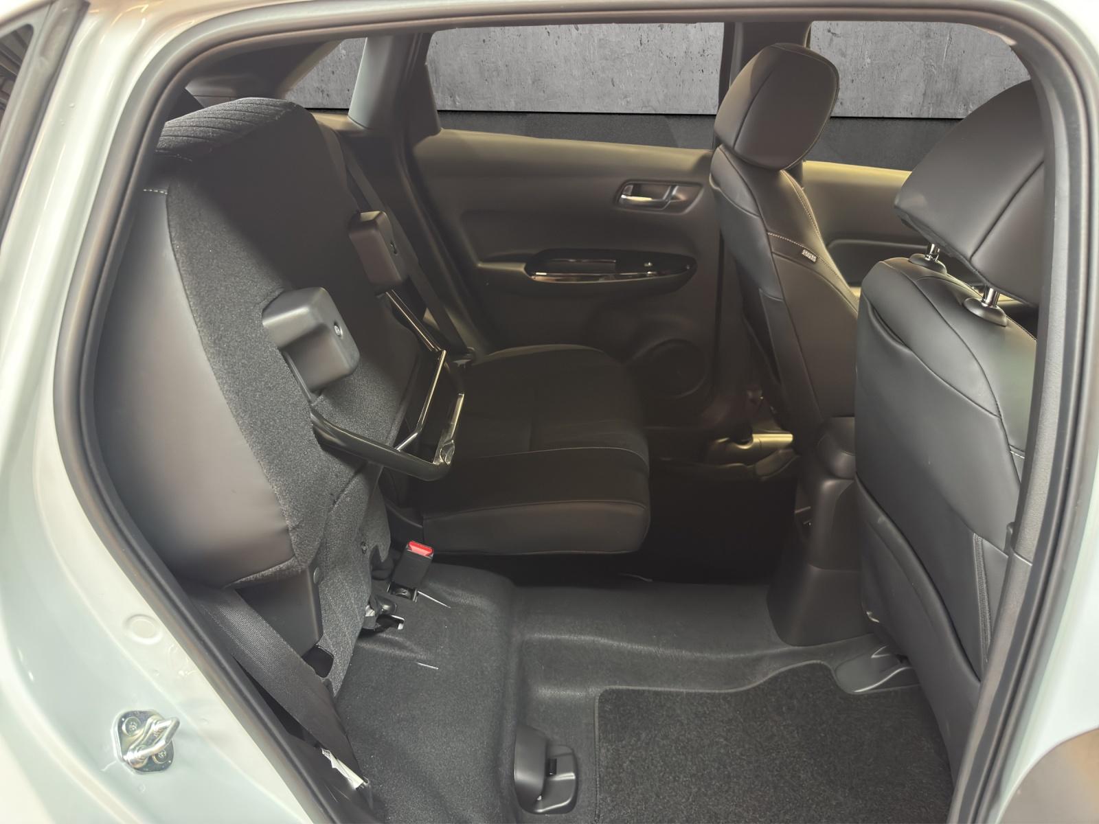 HONDA Jazz 1.5 i-MMD Executive-image-16