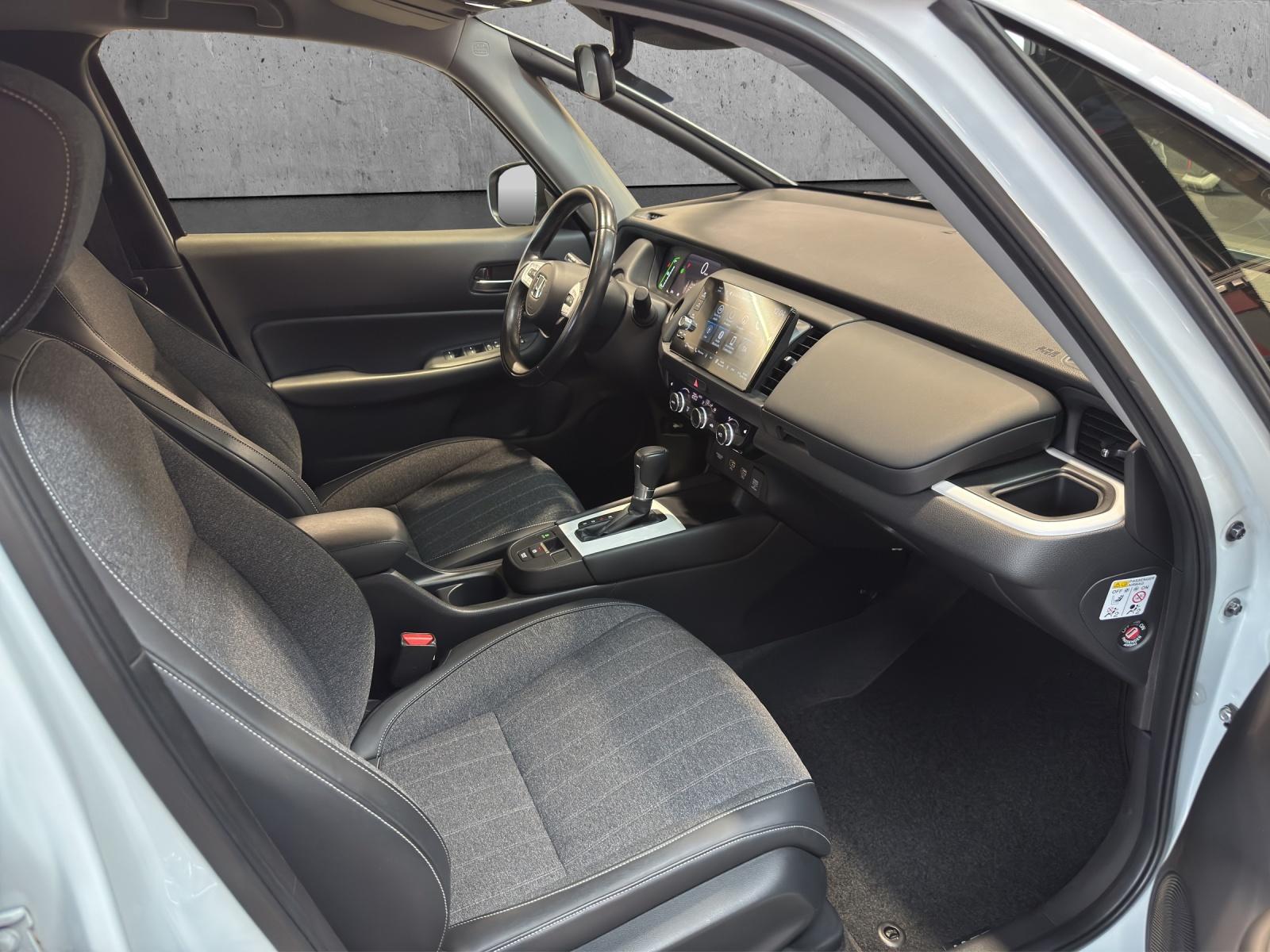 HONDA Jazz 1.5 i-MMD Executive-image-15