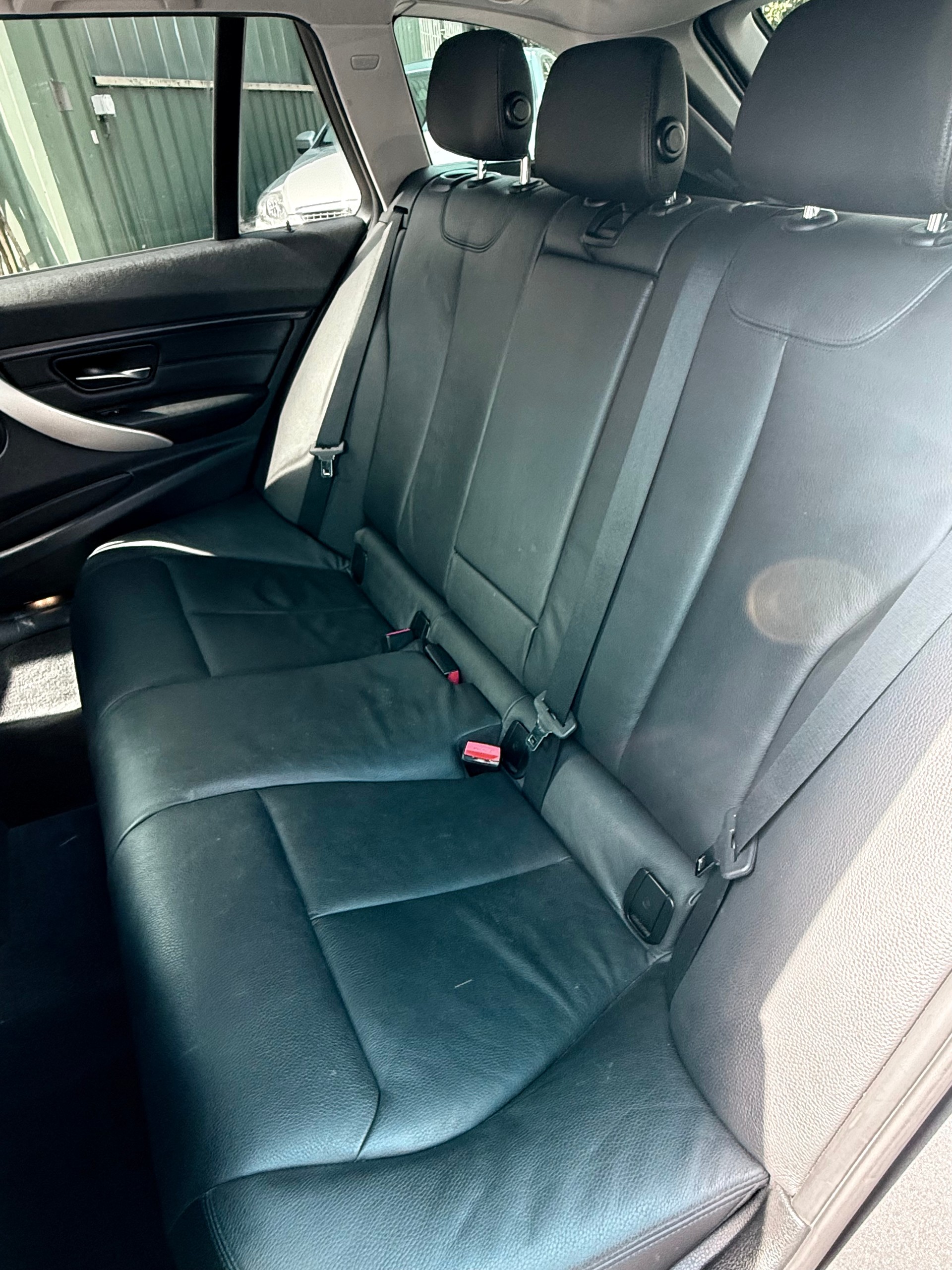 BMW 328i Touring Steptronic-image-7