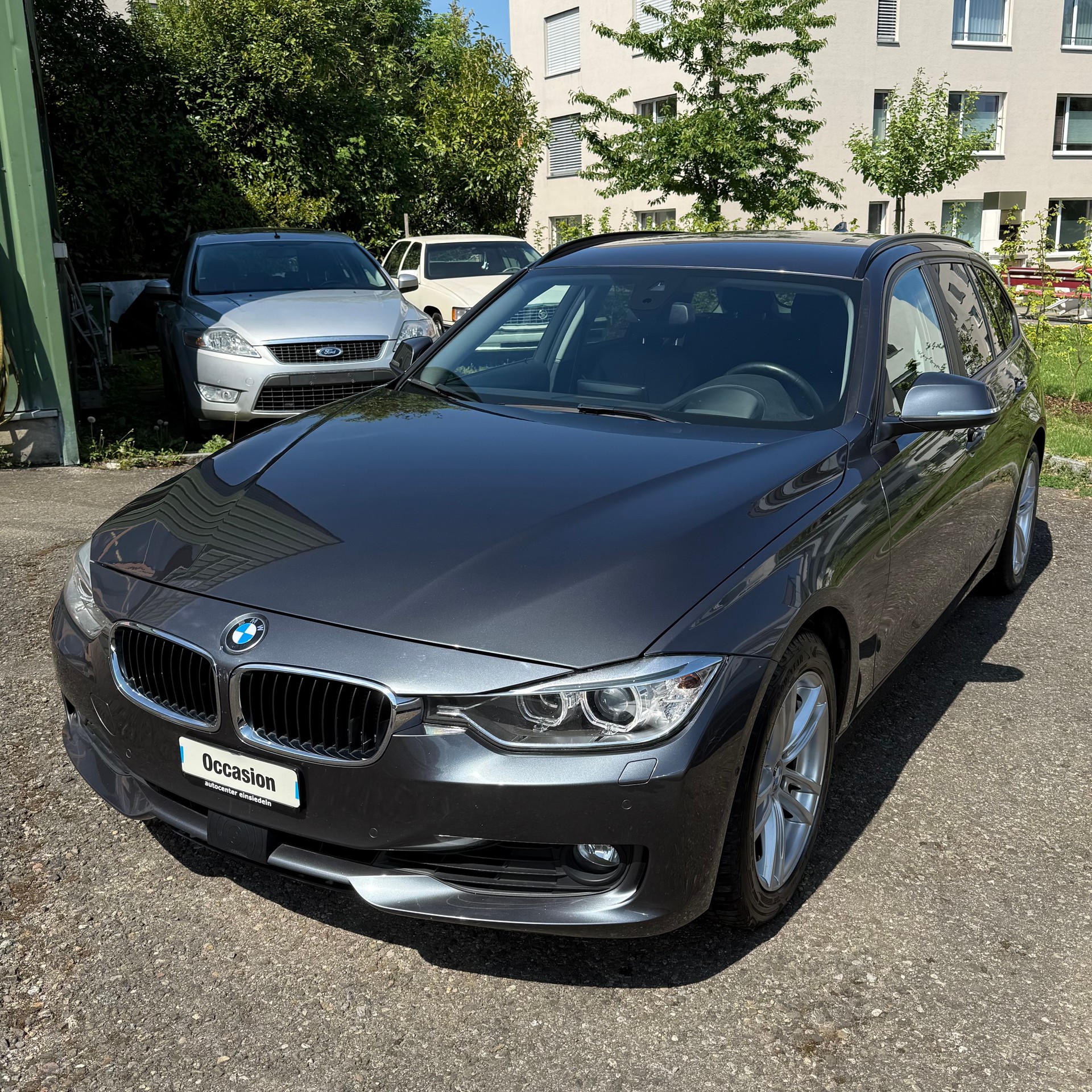 BMW 328i Touring Steptronic-image-2