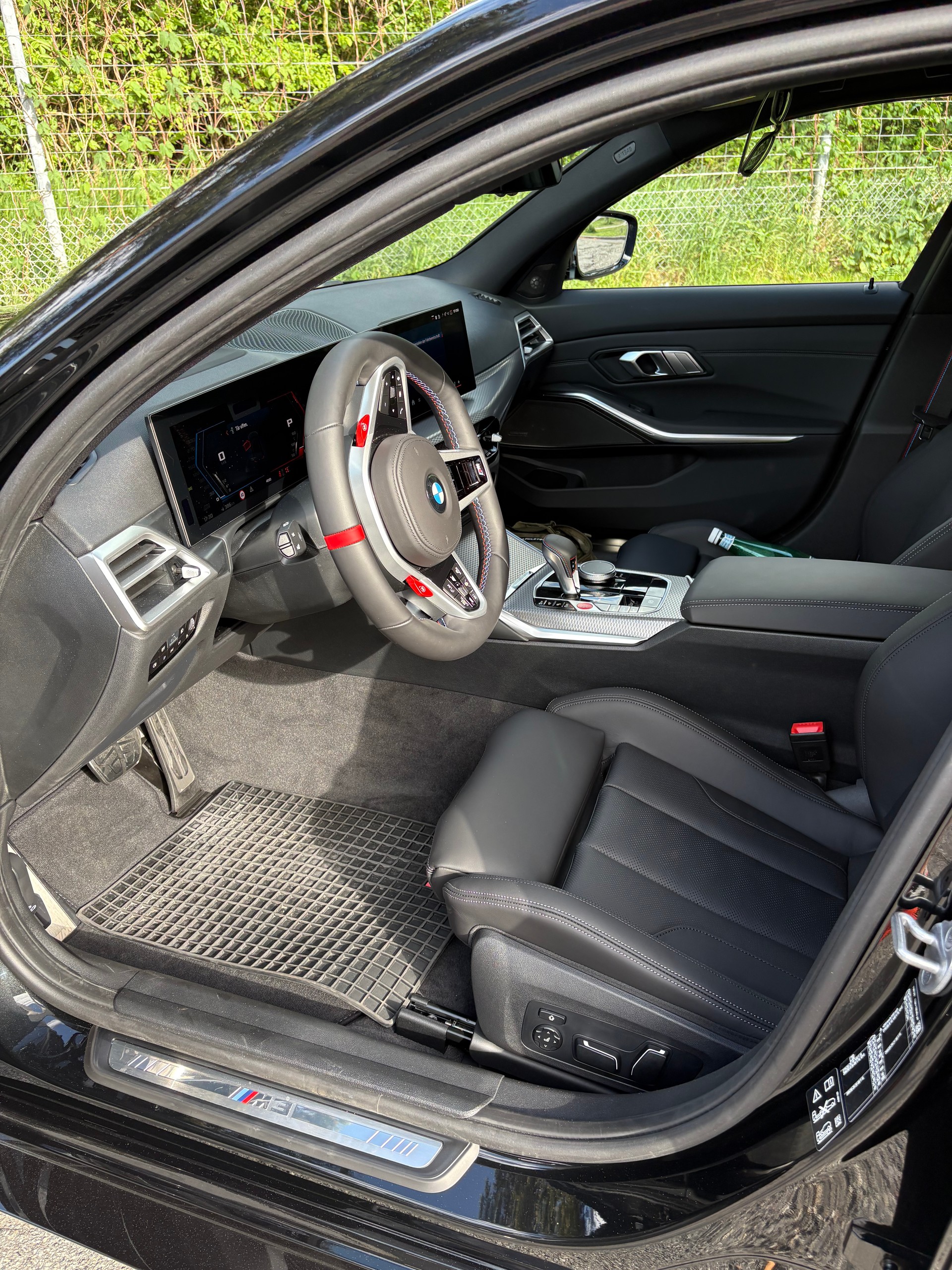 BMW M3-image-4
