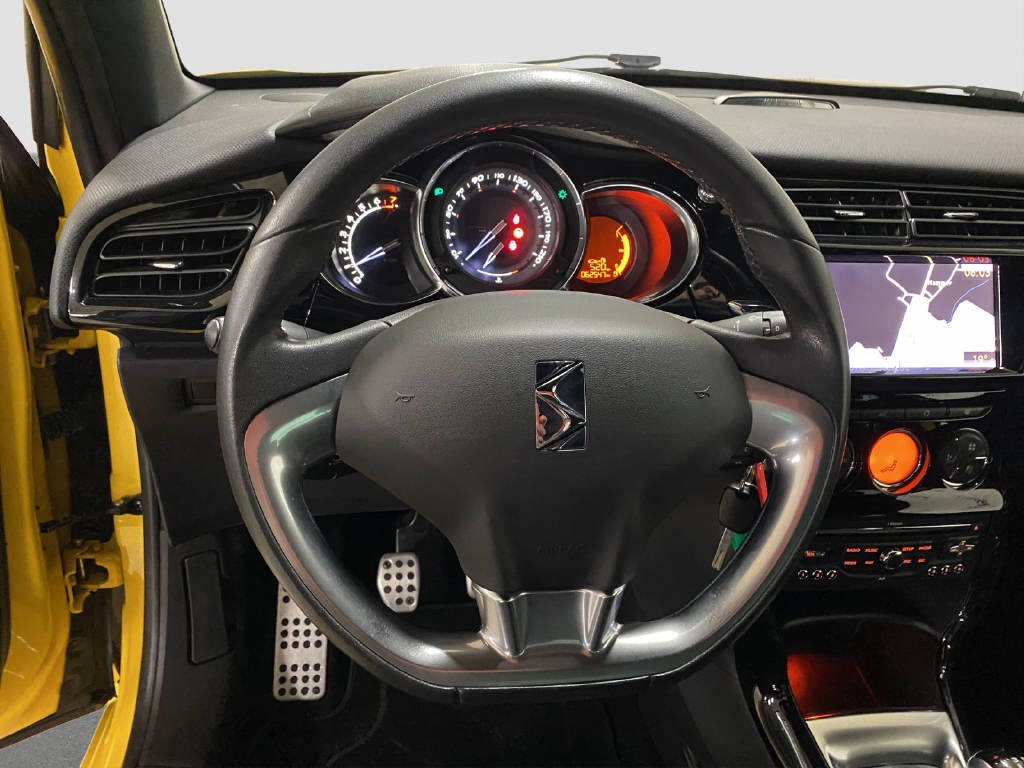 DS AUTOMOBILES DS3 1.6 VTi So Chic-image-7