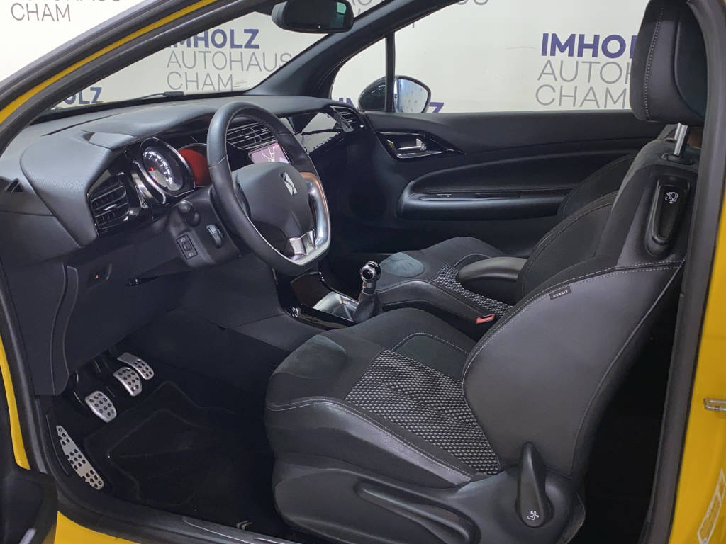 DS AUTOMOBILES DS3 1.6 VTi So Chic-image-15