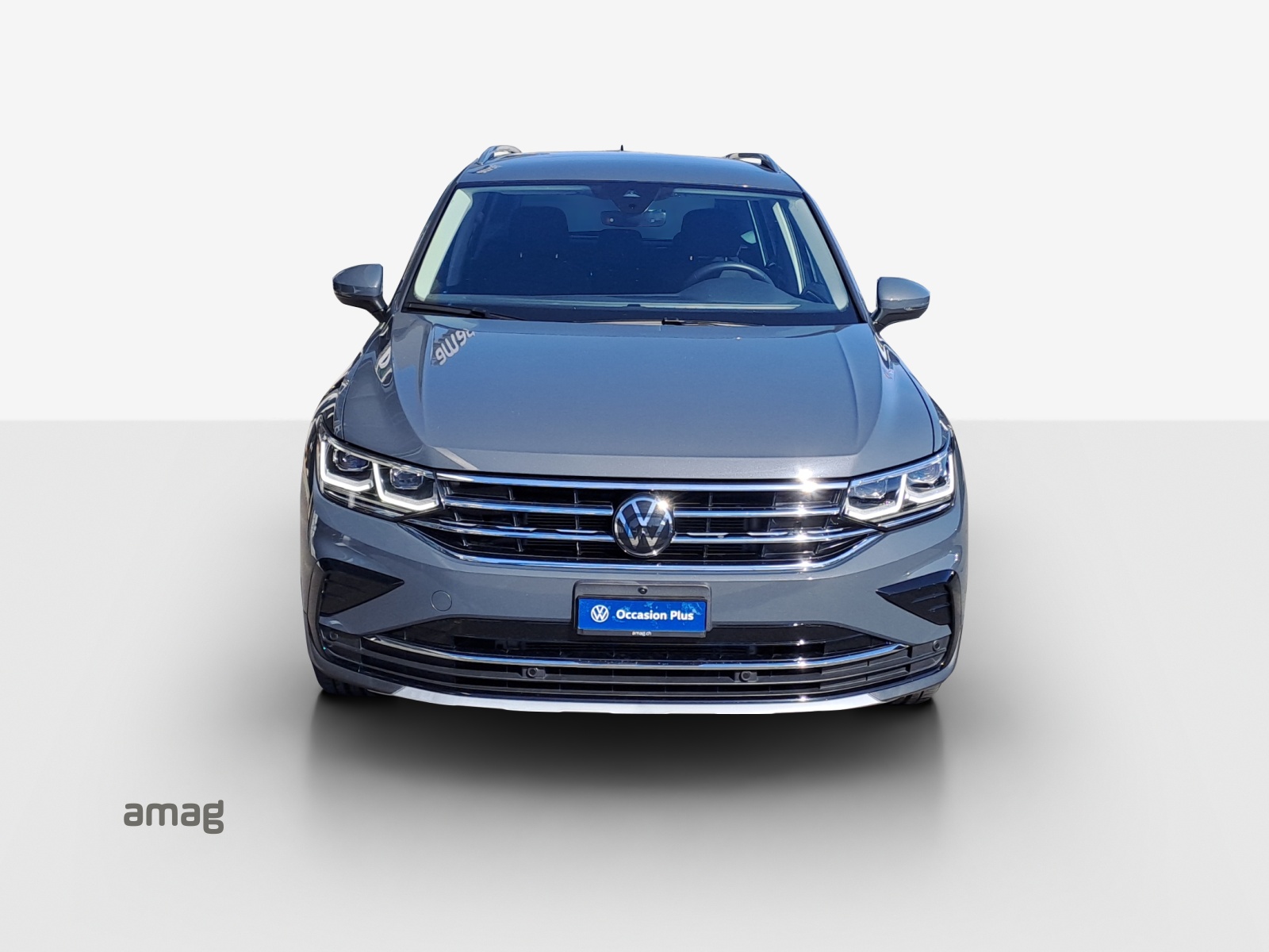VW Tiguan 2.0TSI Elegance 4Motion DSG-image-6