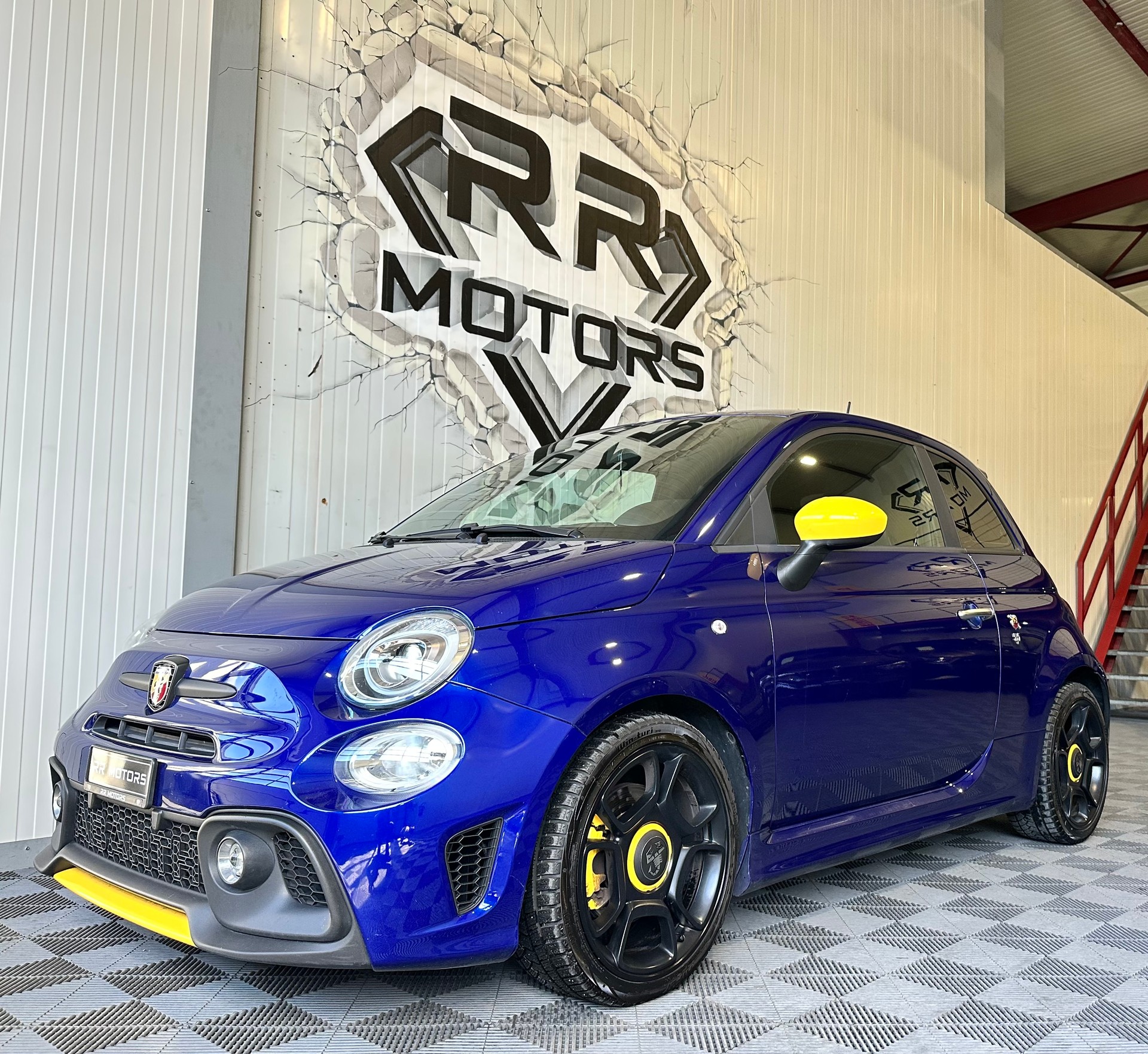 FIAT 595 1.4 16V Turbo Abarth Pista