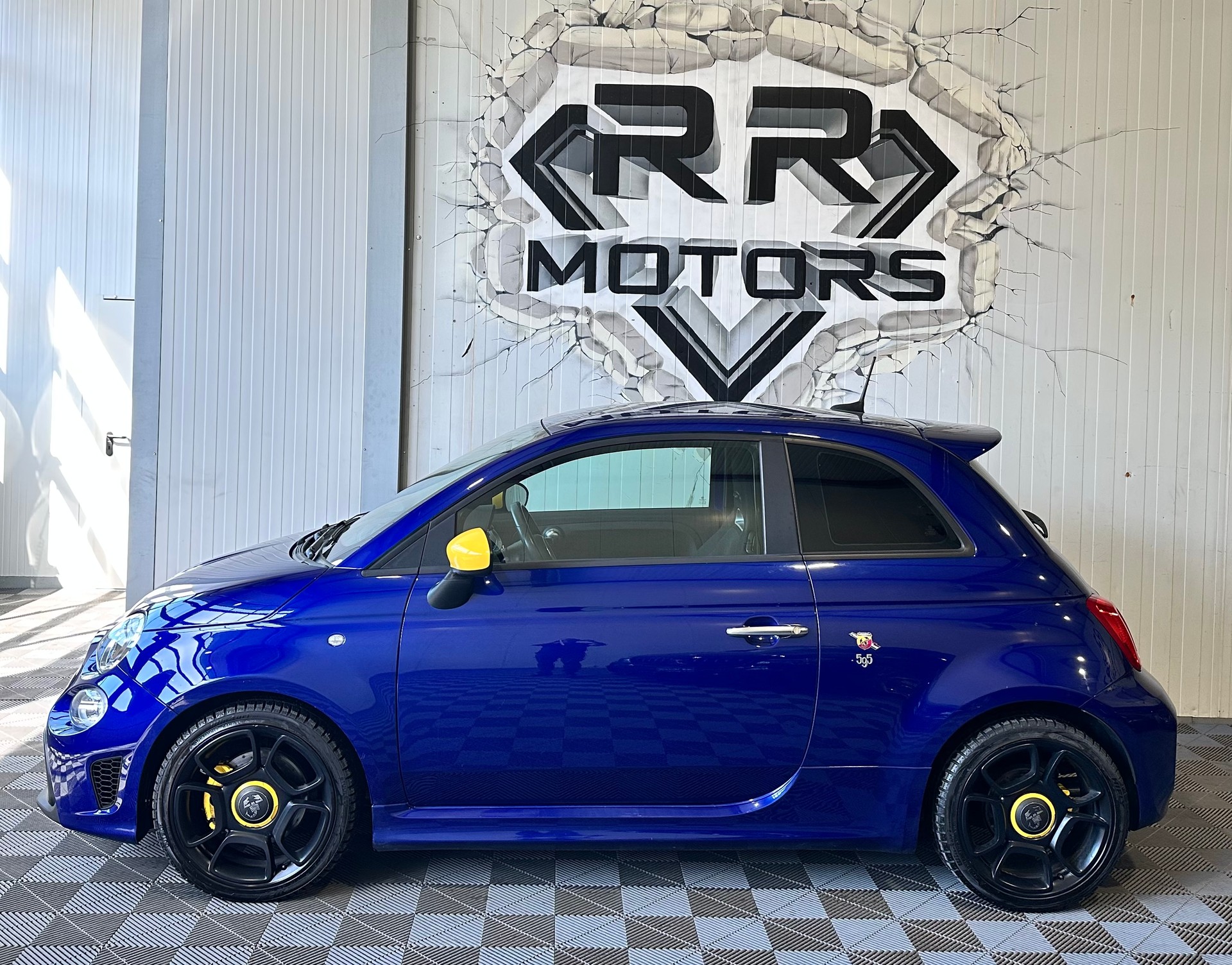 FIAT 595 1.4 16V Turbo Abarth Pista-image-1
