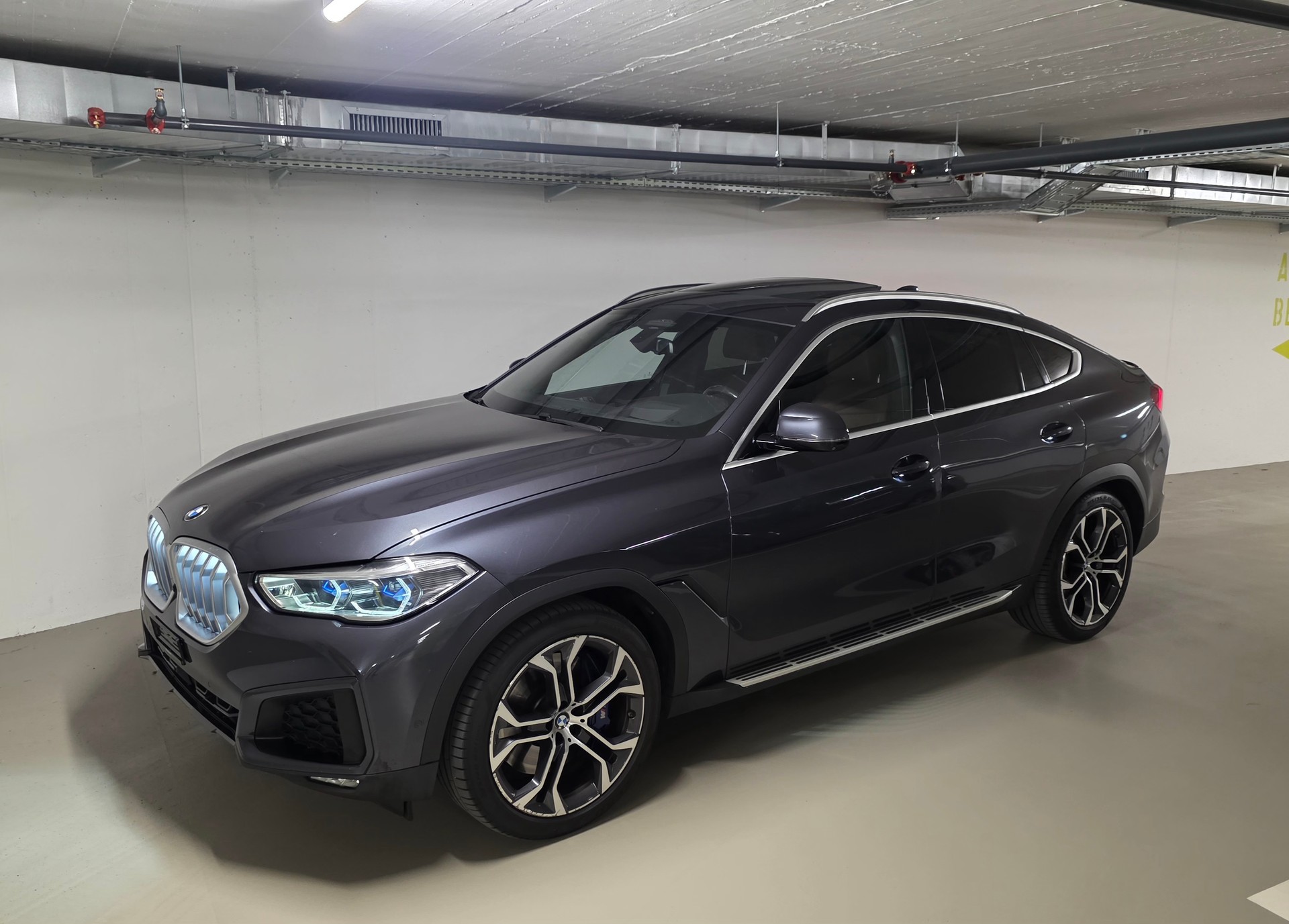 BMW X6 xDrive 30d xLine Steptronic ***Luftfahrwerk /Pano/Sitzbelüftung/Massage/AHK 3.5t/3D Kamera