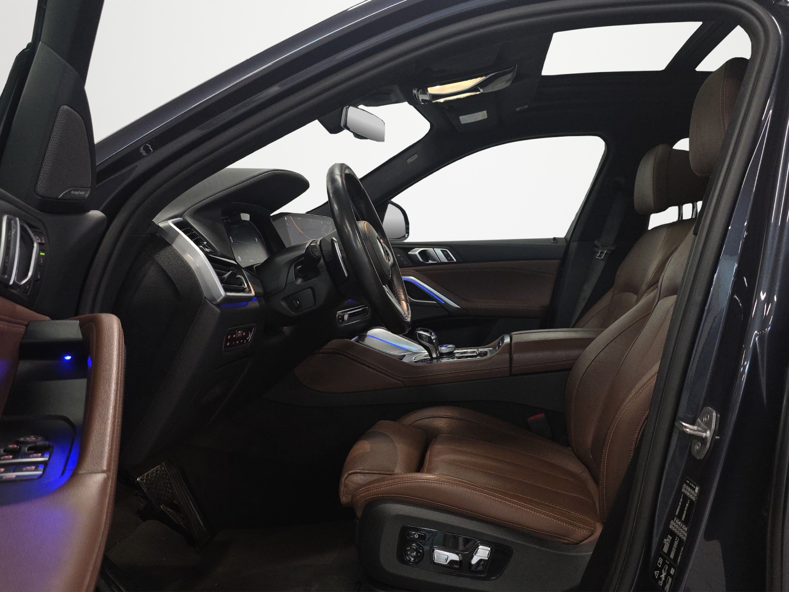 BMW X6 xDrive 30d xLine Steptronic ***Luftfahrwerk /Pano/Sitzbelüftung/Massage/AHK 3.5t/3D Kamera-image-9