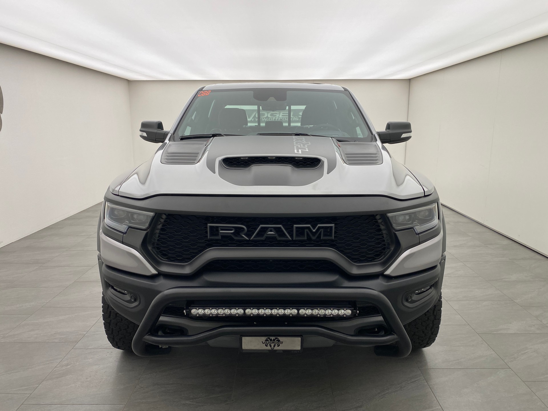 DODGE Ram 1500 6.2 TRX-showroom-element-1