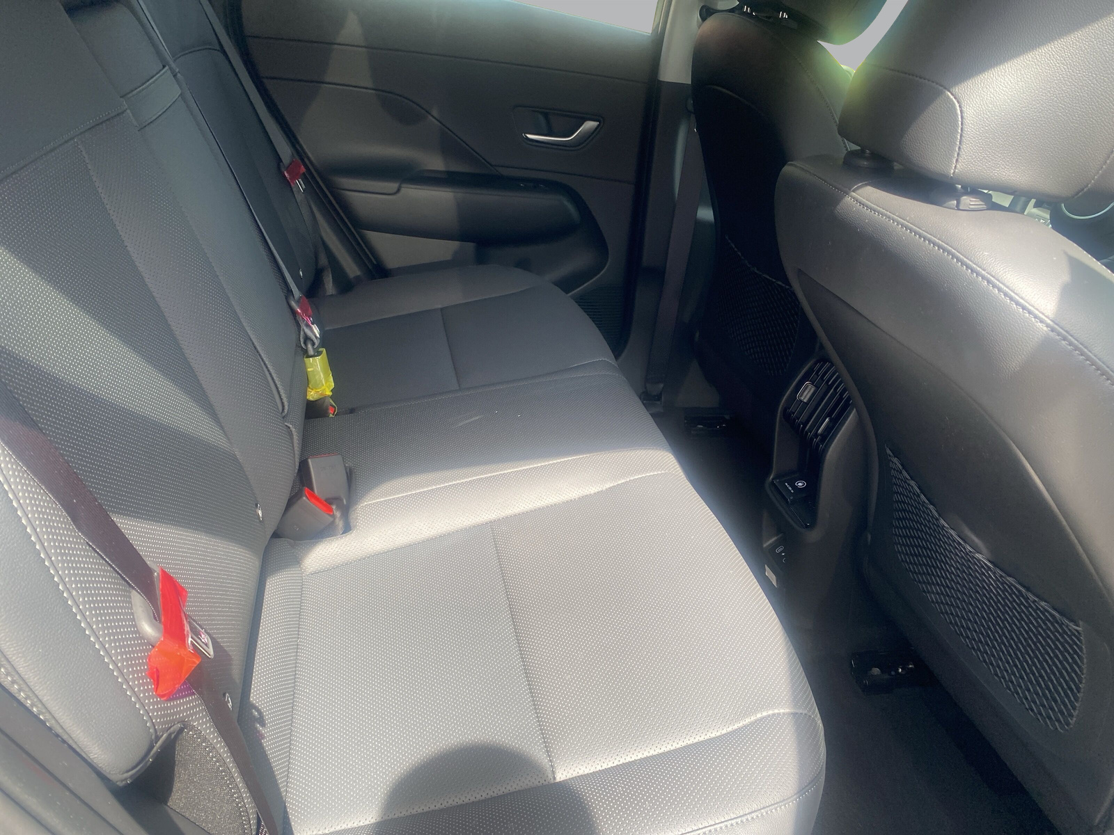 HYUNDAI Kona EV 65.4 kWh Vertex-image-13