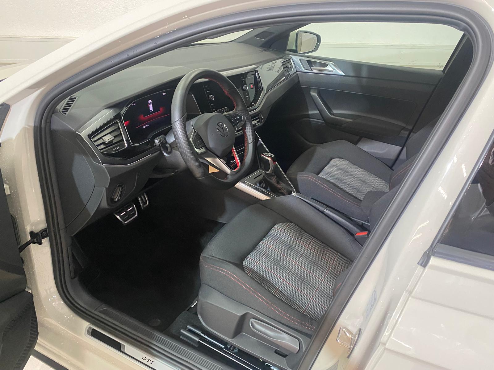 VW Polo 2.0 TSI GTI DSG-image-6