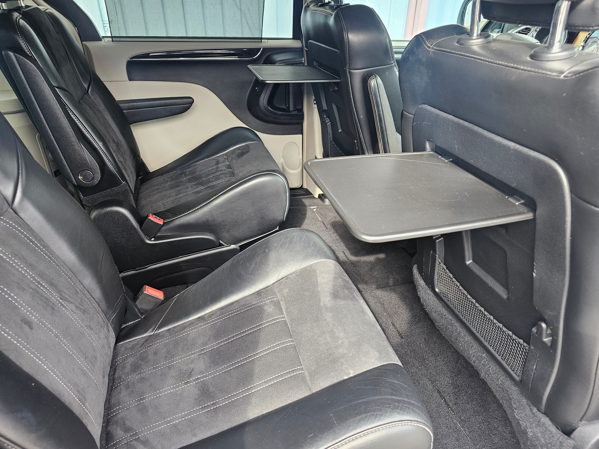 LANCIA Voyager 2.8D S Automatic-image-10