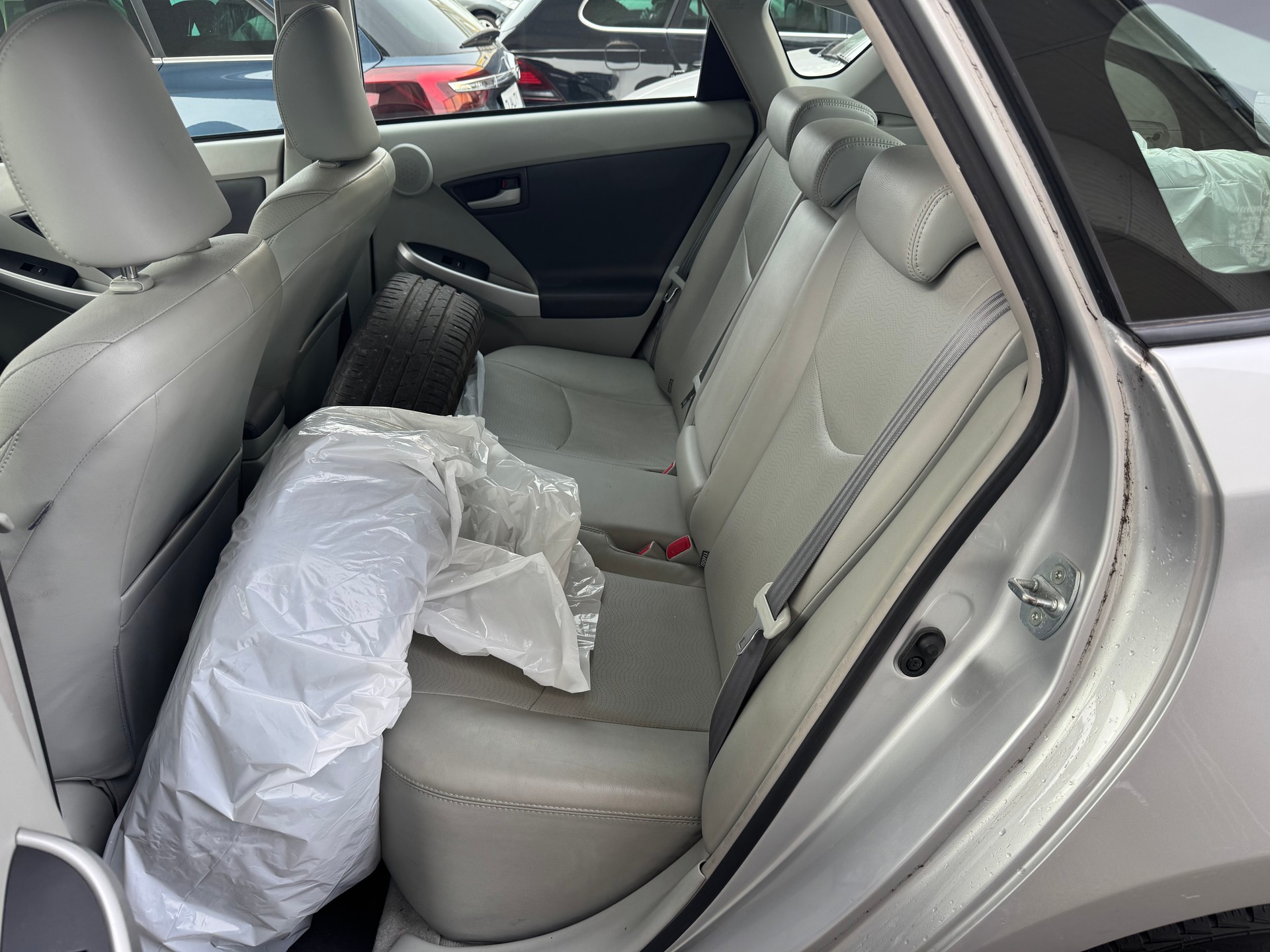 TOYOTA Prius 1.8 16V HSD Sol Premium-image-5