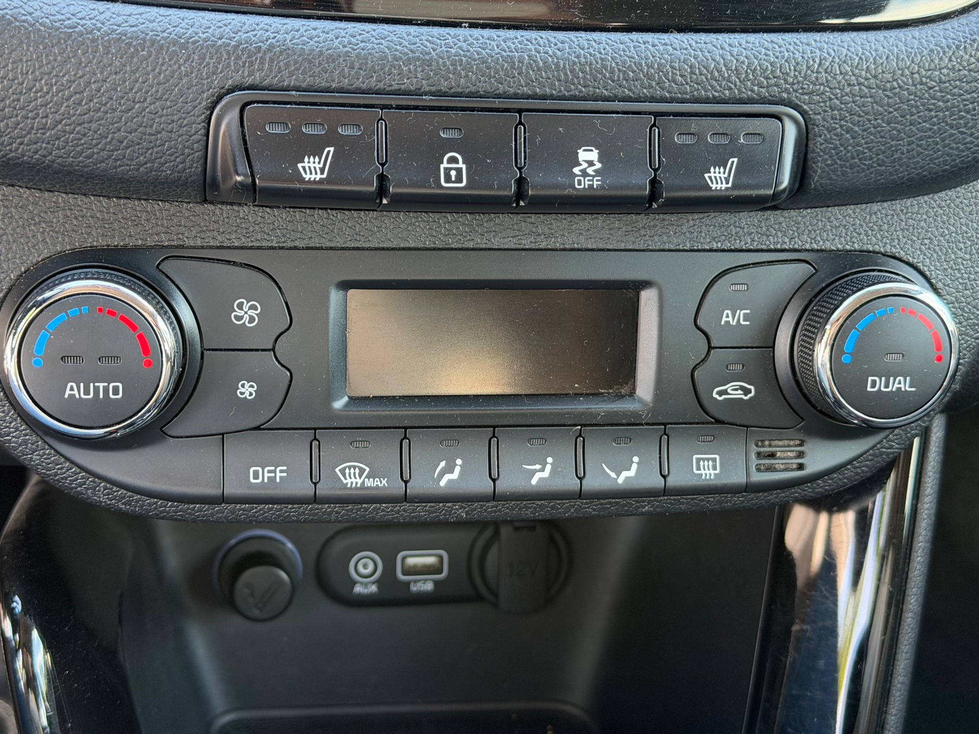 KIA Cee'd Sportswagon 1.6 GDi Style DCT-image-17