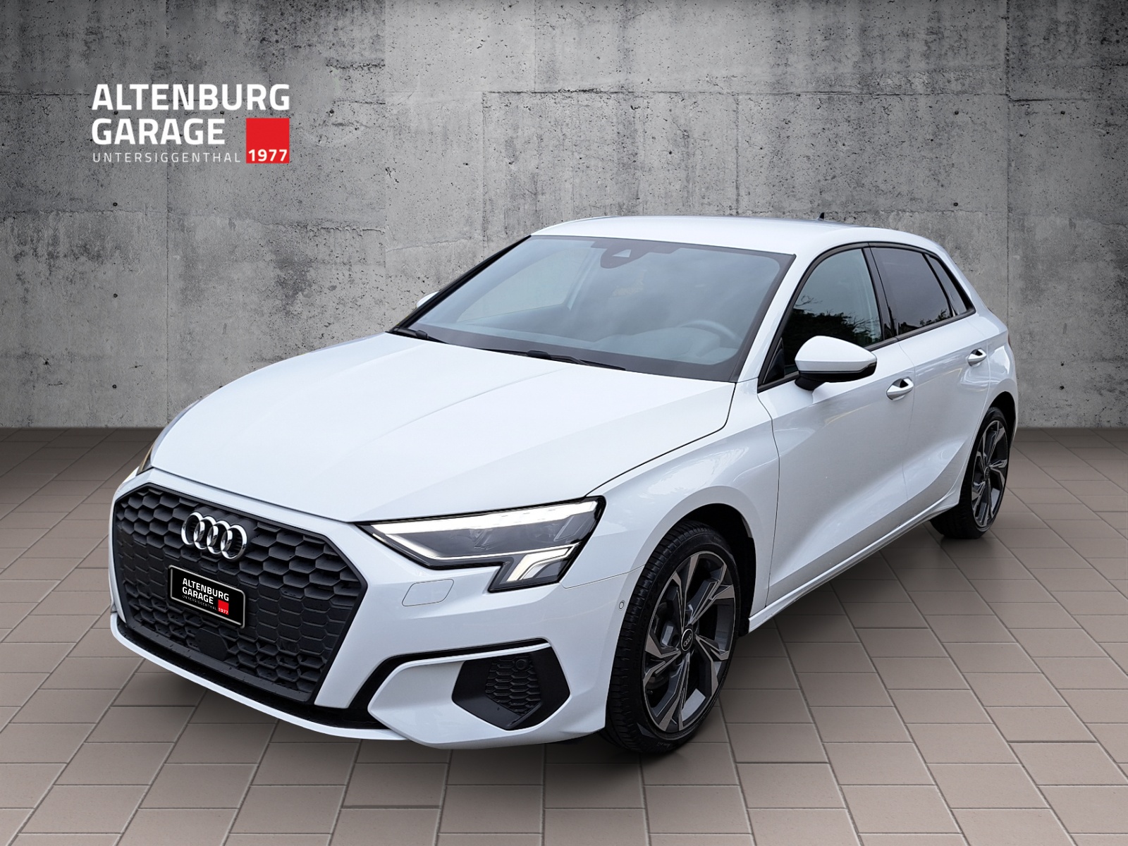 AUDI A3 Sportback 1.5 35 TFSI Attraction-image-0