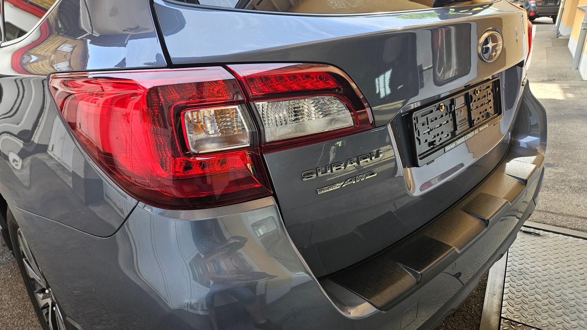 SUBARU Outback 2.5i Luxury AWD Lineartronic-image-10