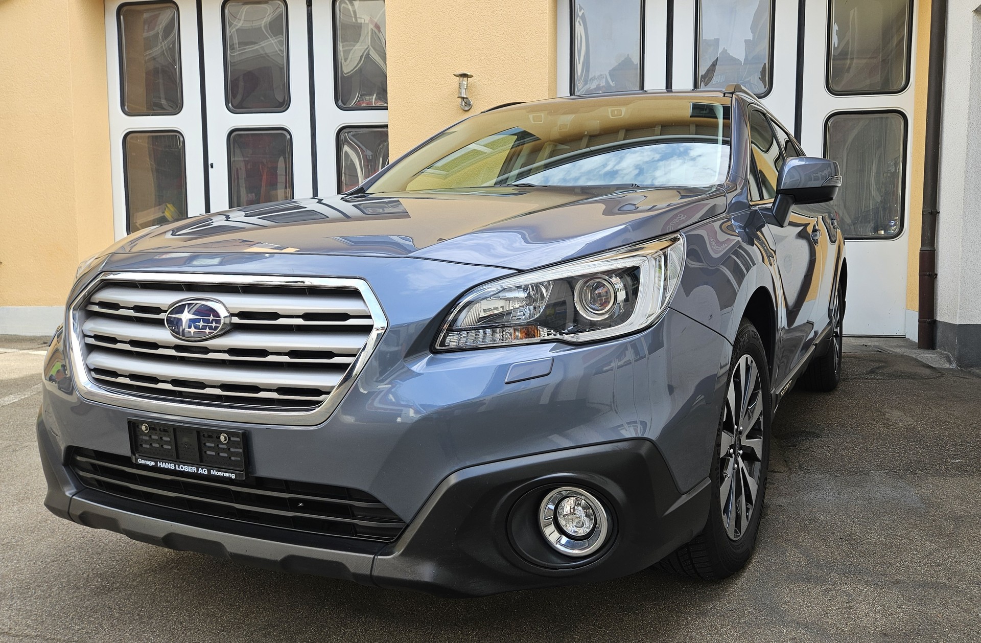 SUBARU Outback 2.5i Luxury AWD Lineartronic-image-16