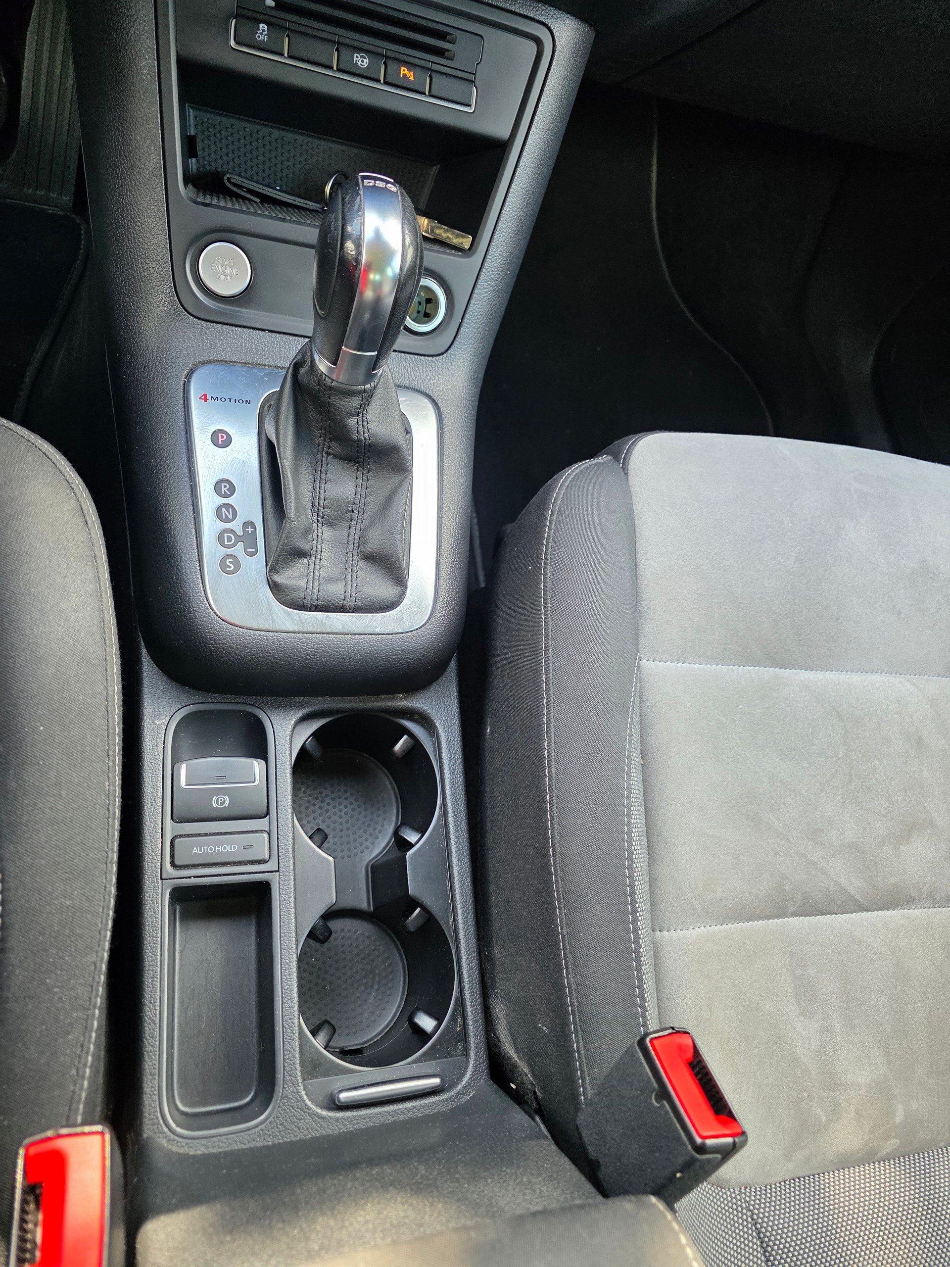 VW Tiguan 2.0 TSI Sport&Style 4Motion DSG-image-15