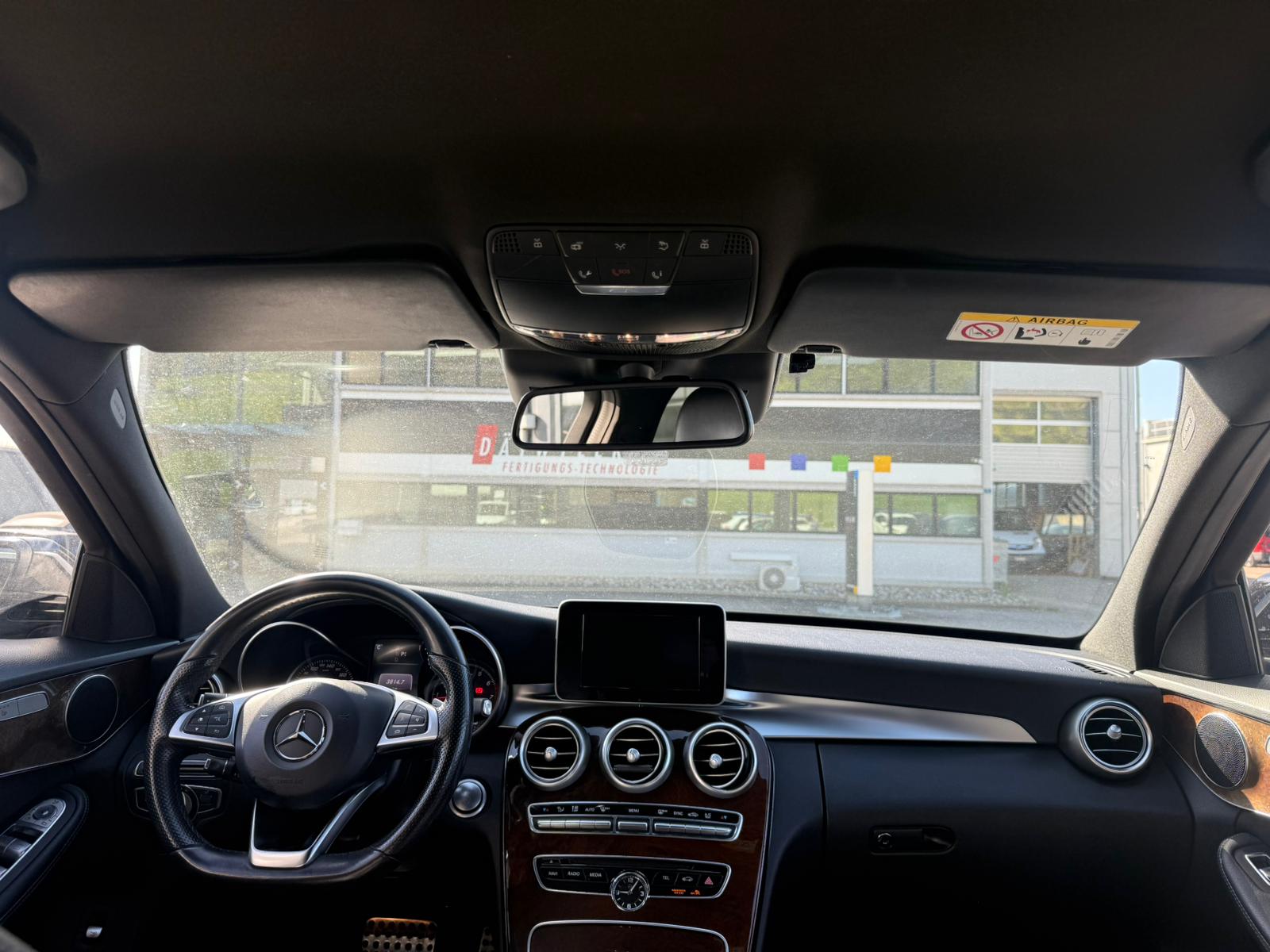 MERCEDES-BENZ C 200 AMG Line 4Matic 7G-Tronic-image-11