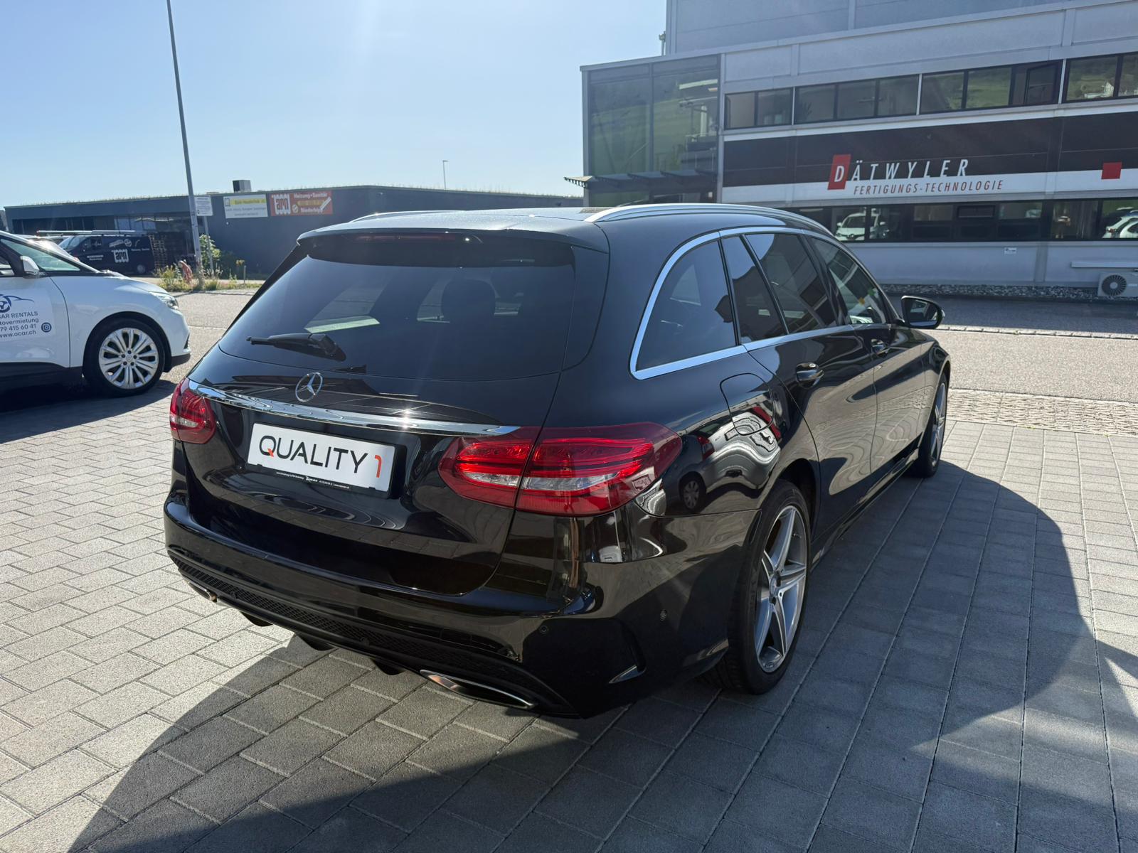 MERCEDES-BENZ C 200 AMG Line 4Matic 7G-Tronic-image-5