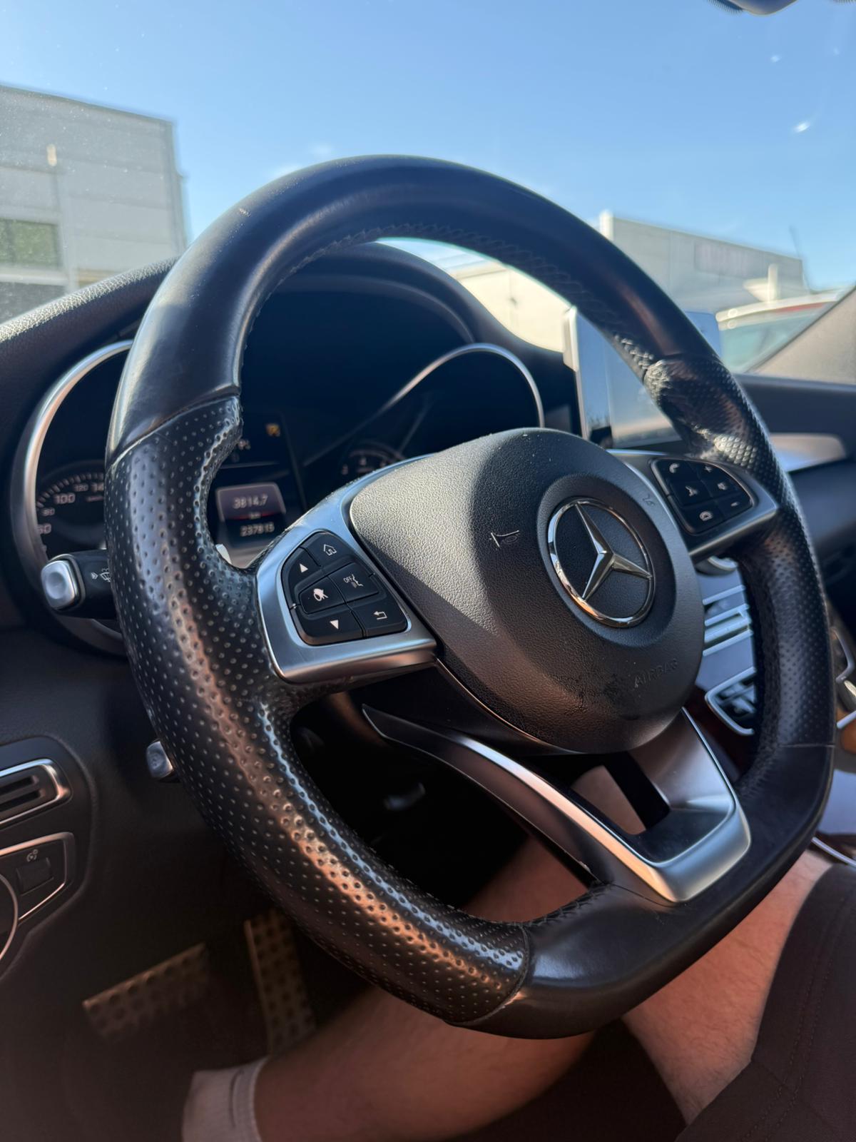 MERCEDES-BENZ C 200 AMG Line 4Matic 7G-Tronic-image-20