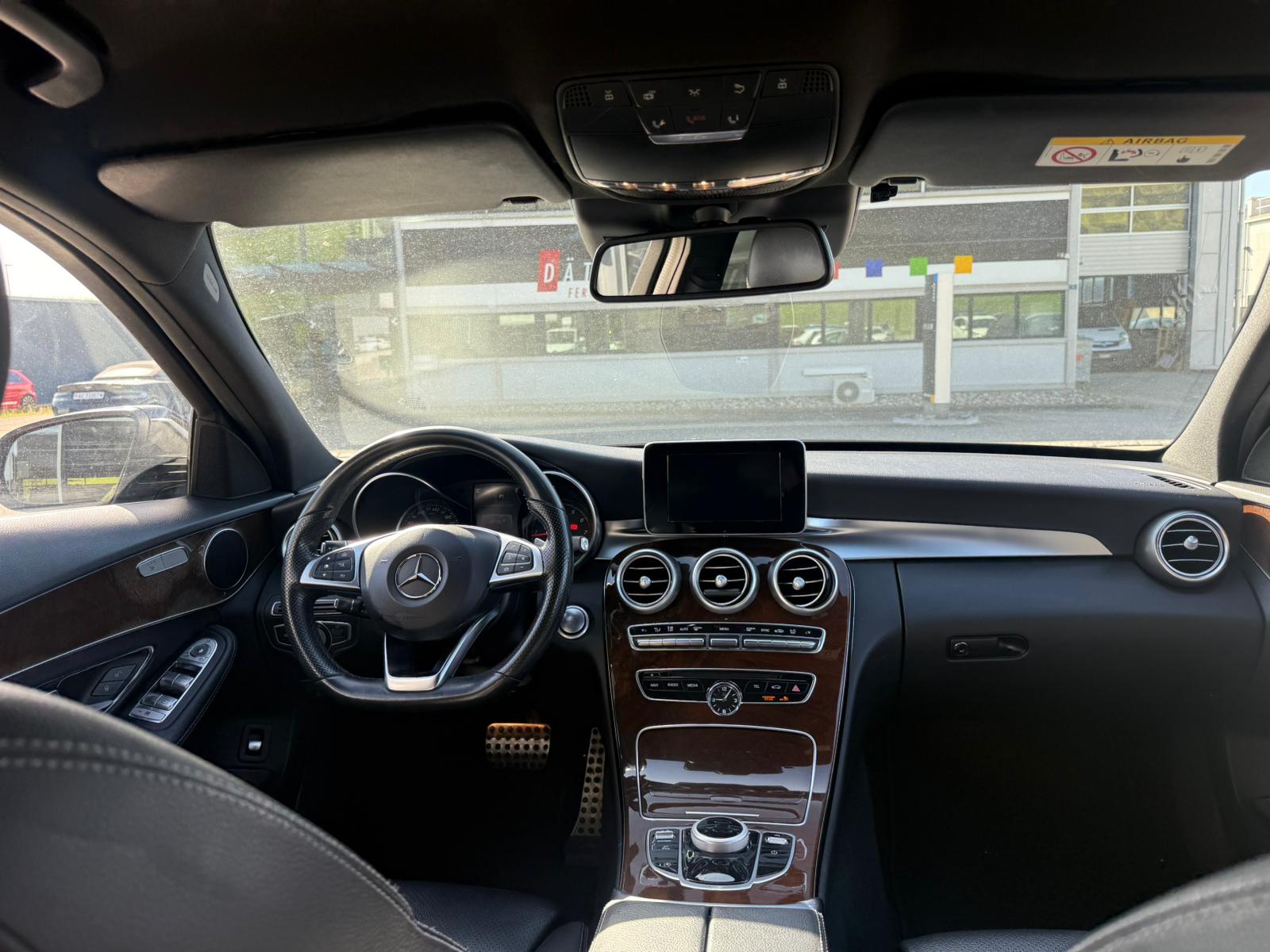 MERCEDES-BENZ C 200 AMG Line 4Matic 7G-Tronic-image-10
