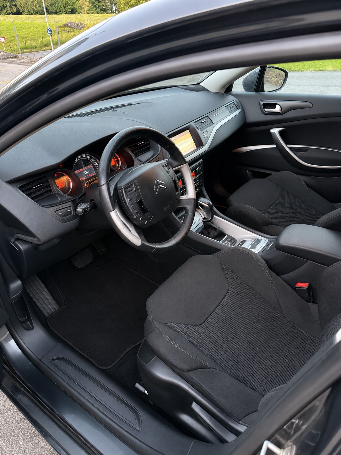 CITROEN C5 Berline 1.6 Turbo Séduction Automatic-image-4