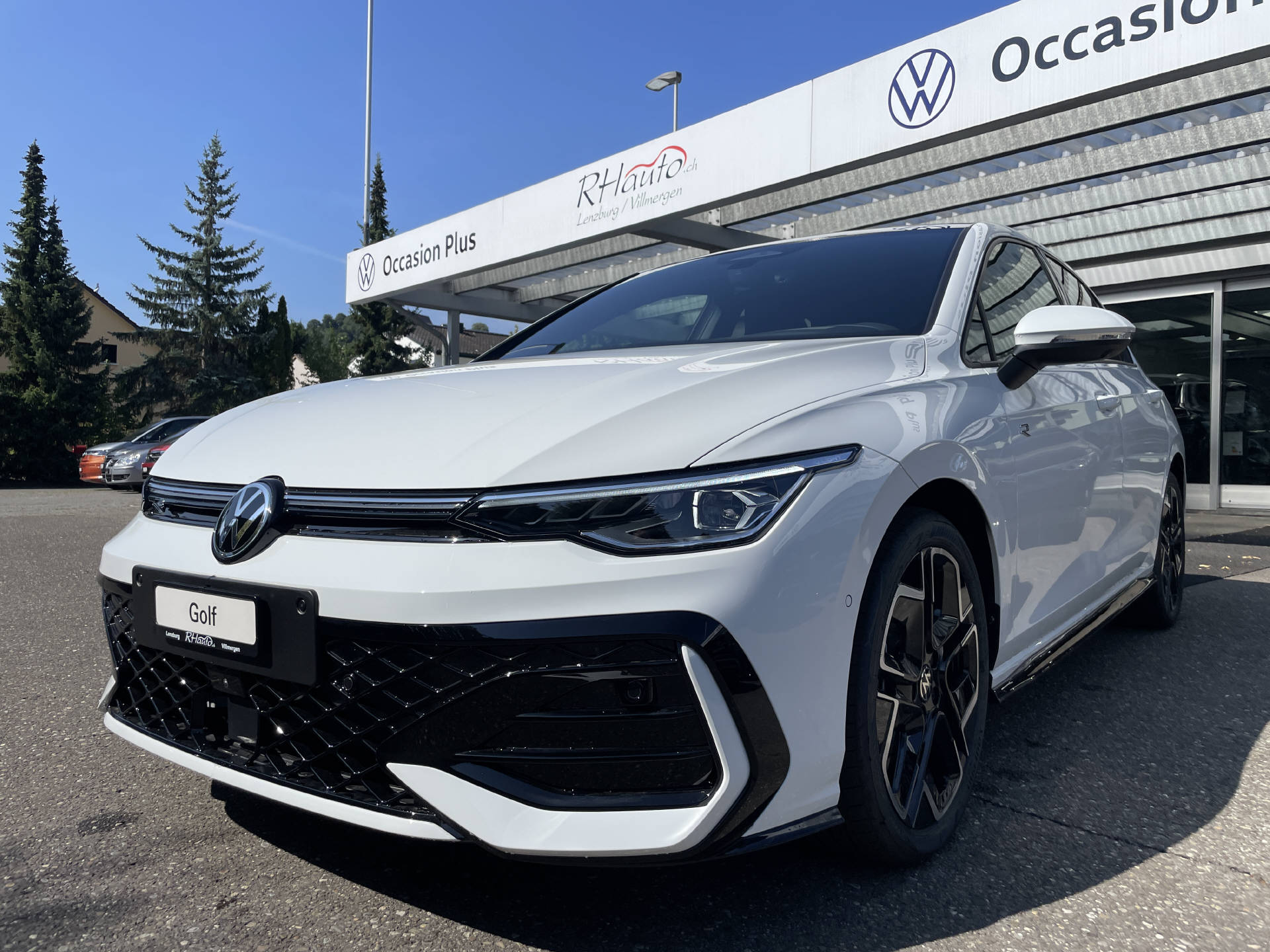 VW Golf VIII 2.0 TSI R-Line DSG 4motion