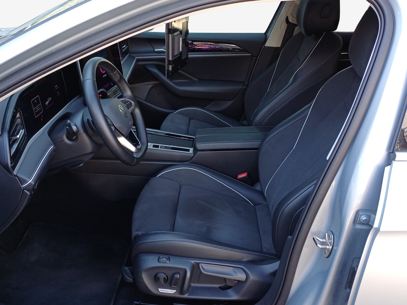 VW Passat Variant 2.0 TDI evo Elegance 4 Motion DSG-image-7