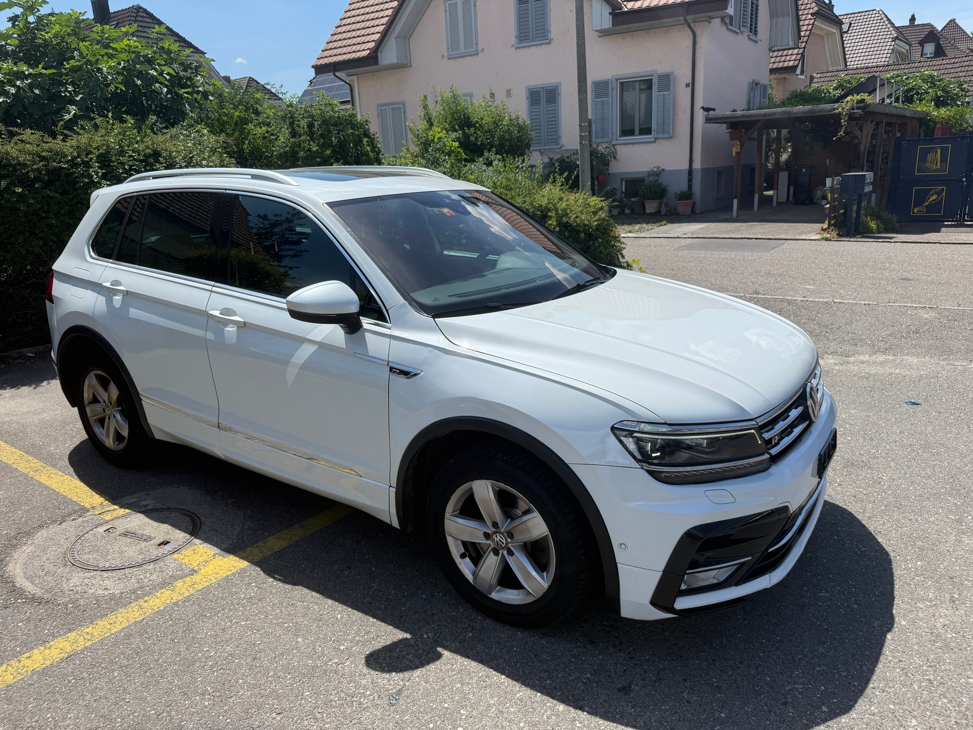 VW Tiguan 2.0TSI Highline 4Motion DSG-image-0