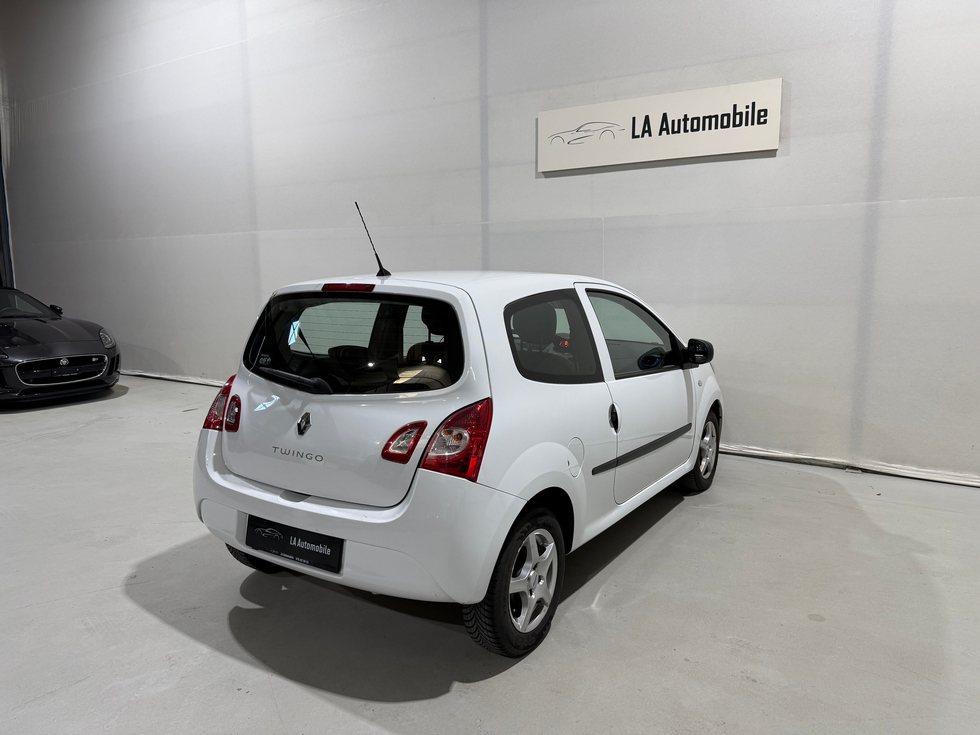 RENAULT Twingo 1.2 16V Expression-image-8