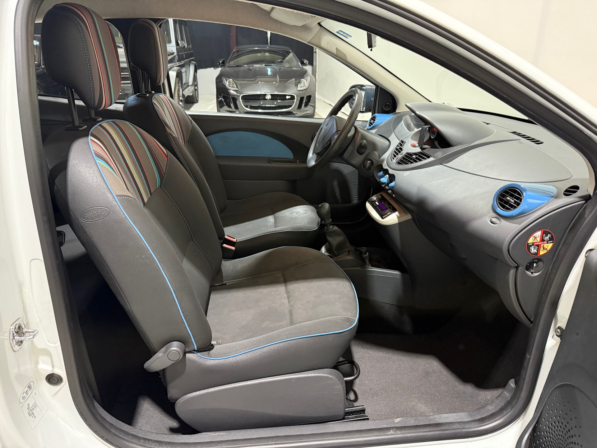 RENAULT Twingo 1.2 16V Expression-image-13
