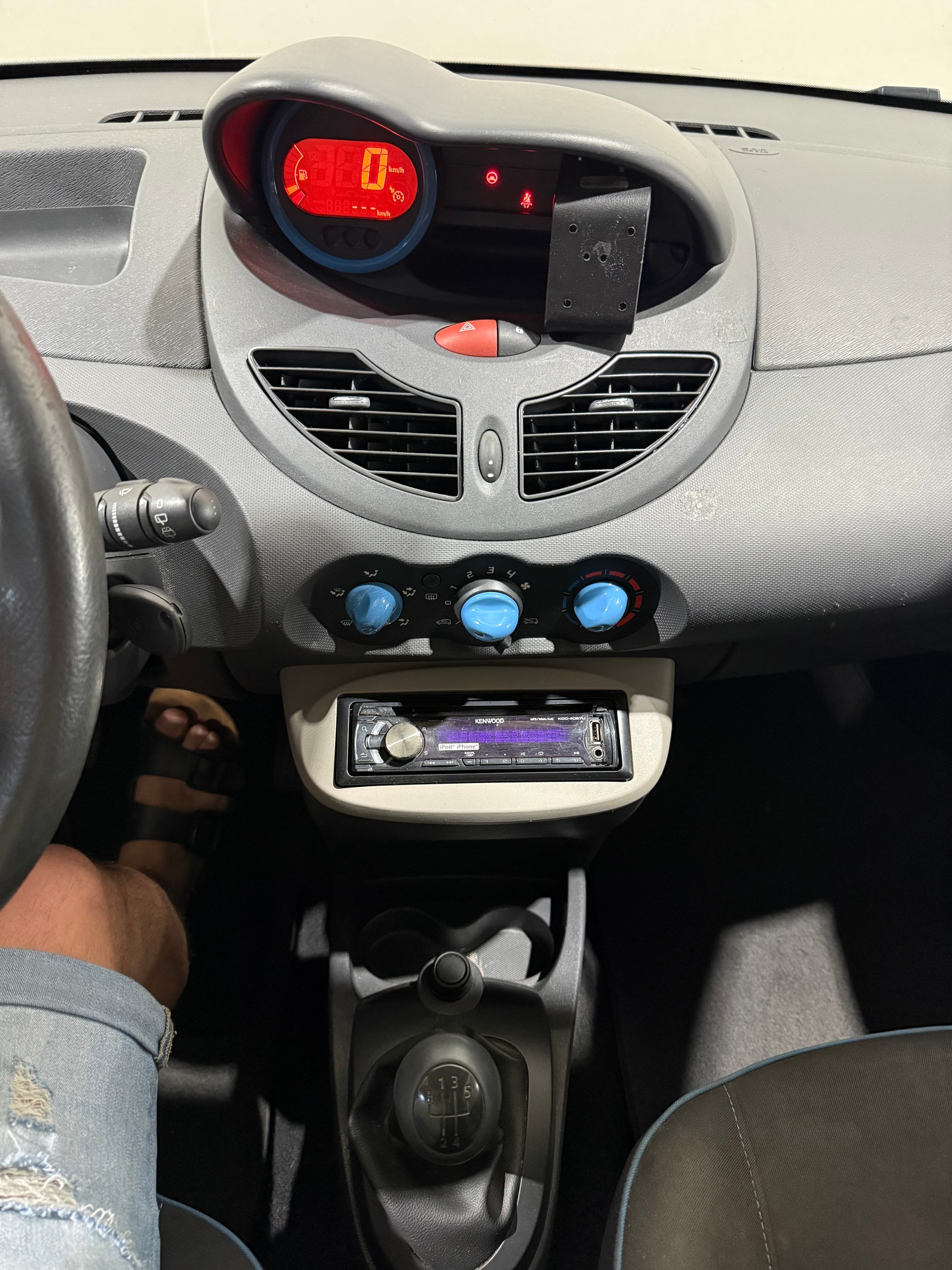 RENAULT Twingo 1.2 16V Expression-image-15