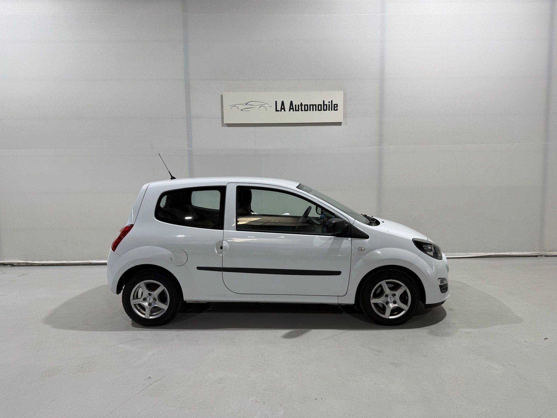 RENAULT Twingo 1.2 16V Expression-image-6